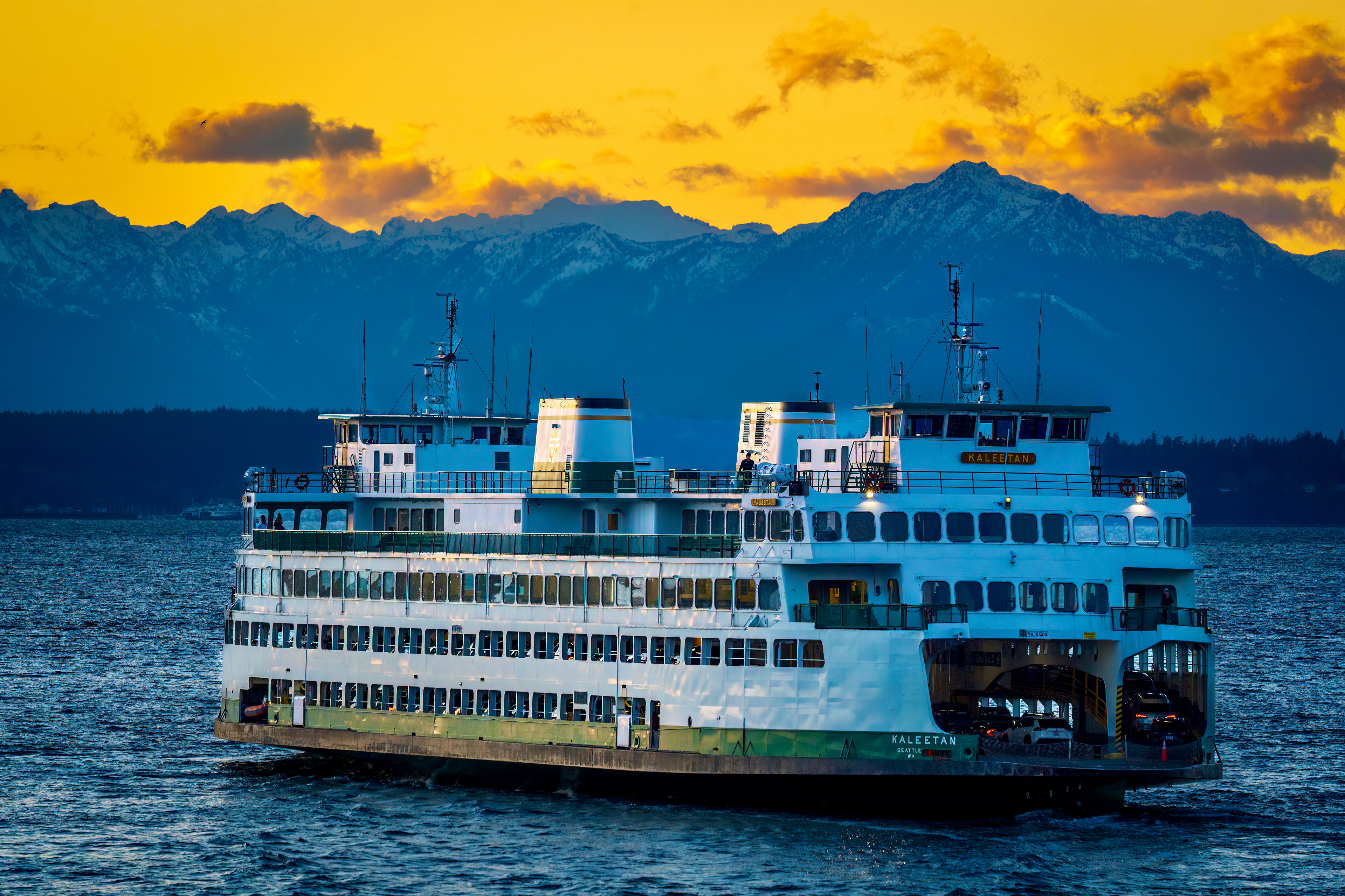 Ferry Crossing Puget Sound