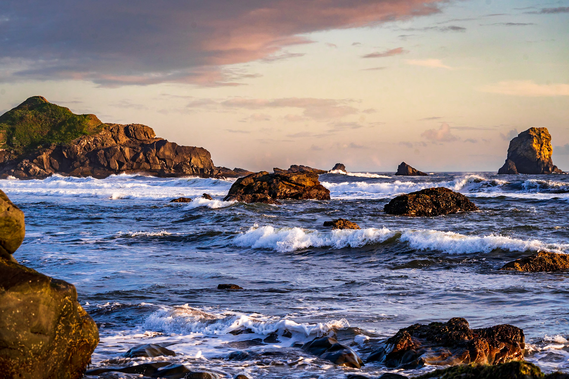 Rocky Shore Waves