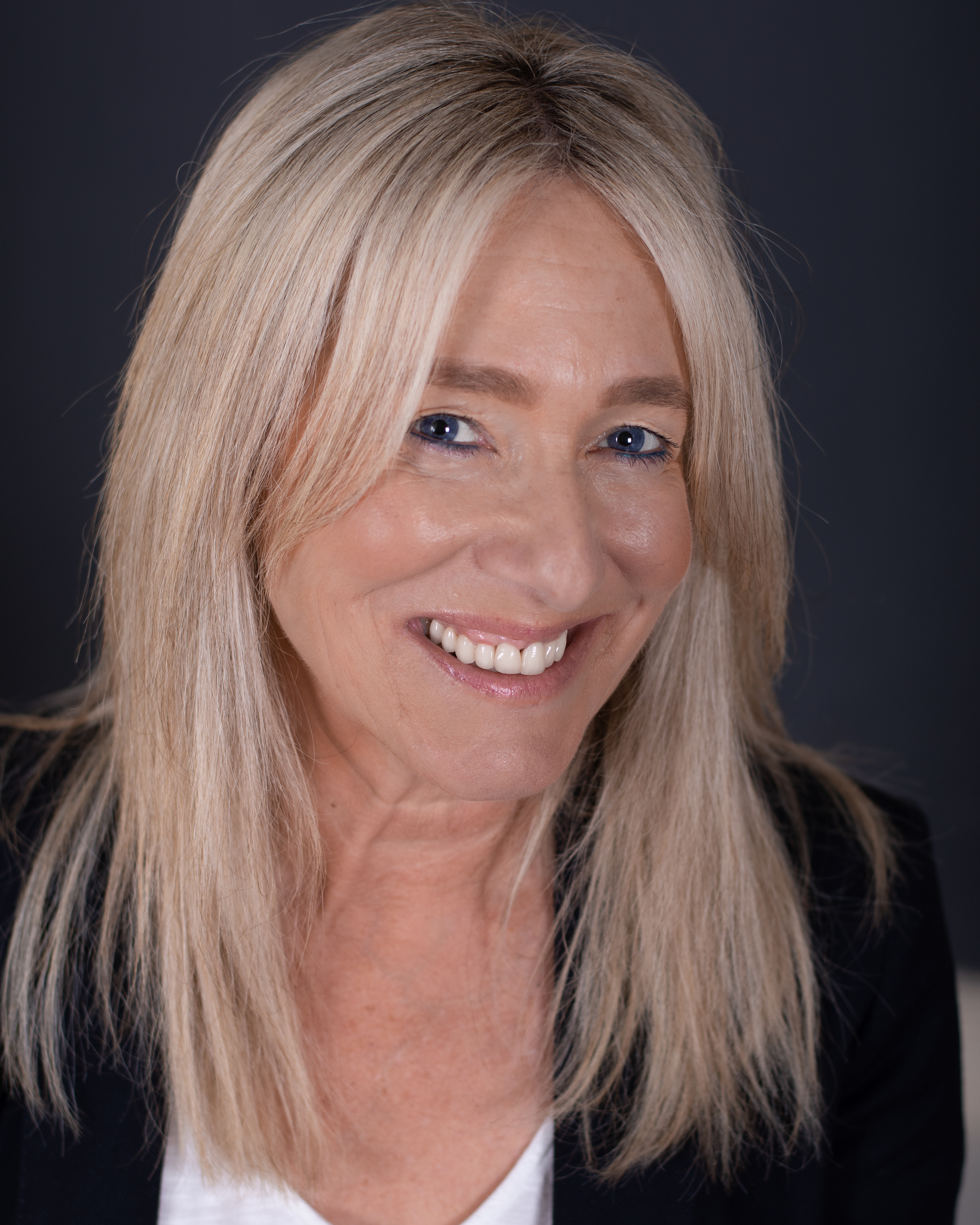 Laura Fausner 2019 - ACTOR