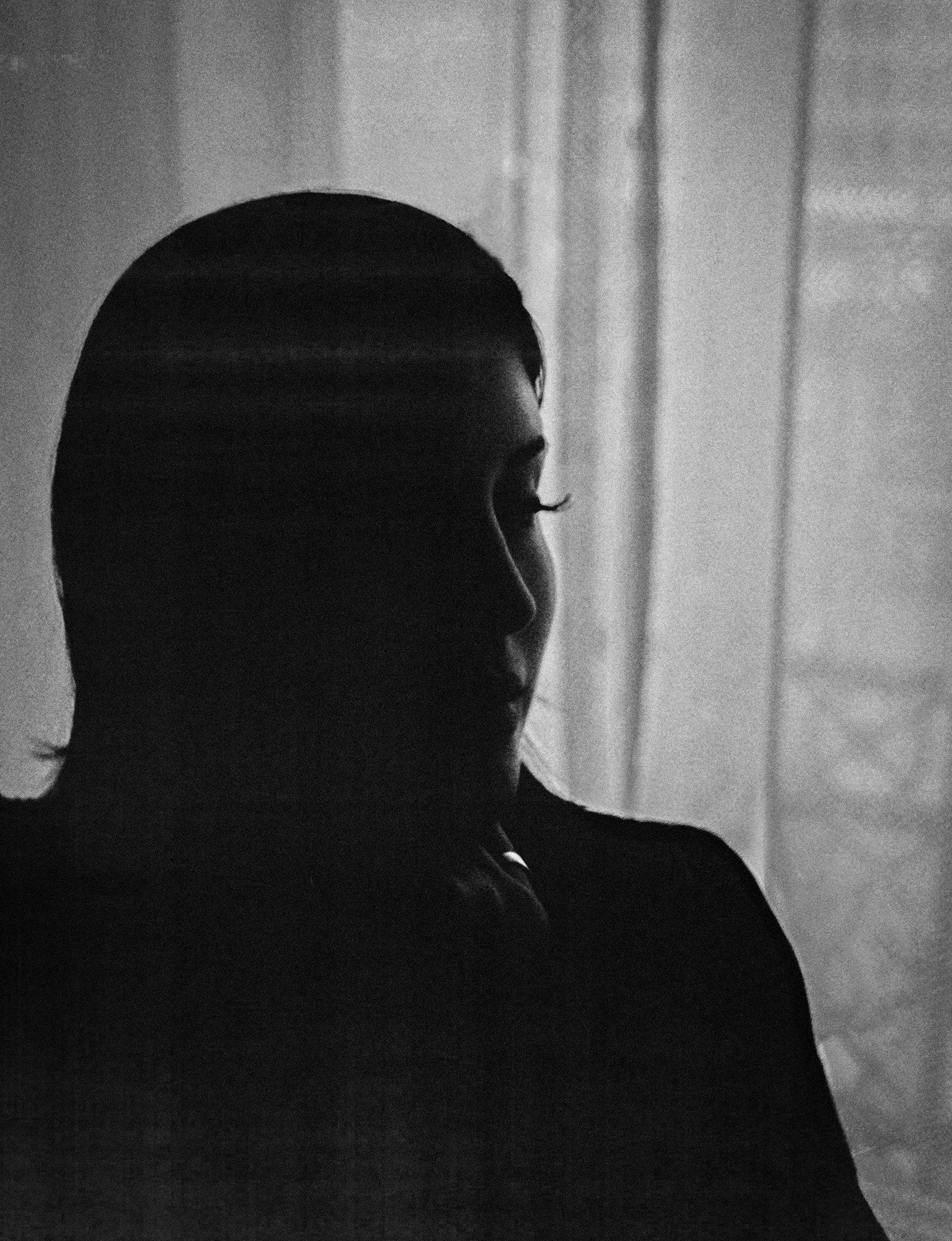 Adam Falk capturing Molly Sanden