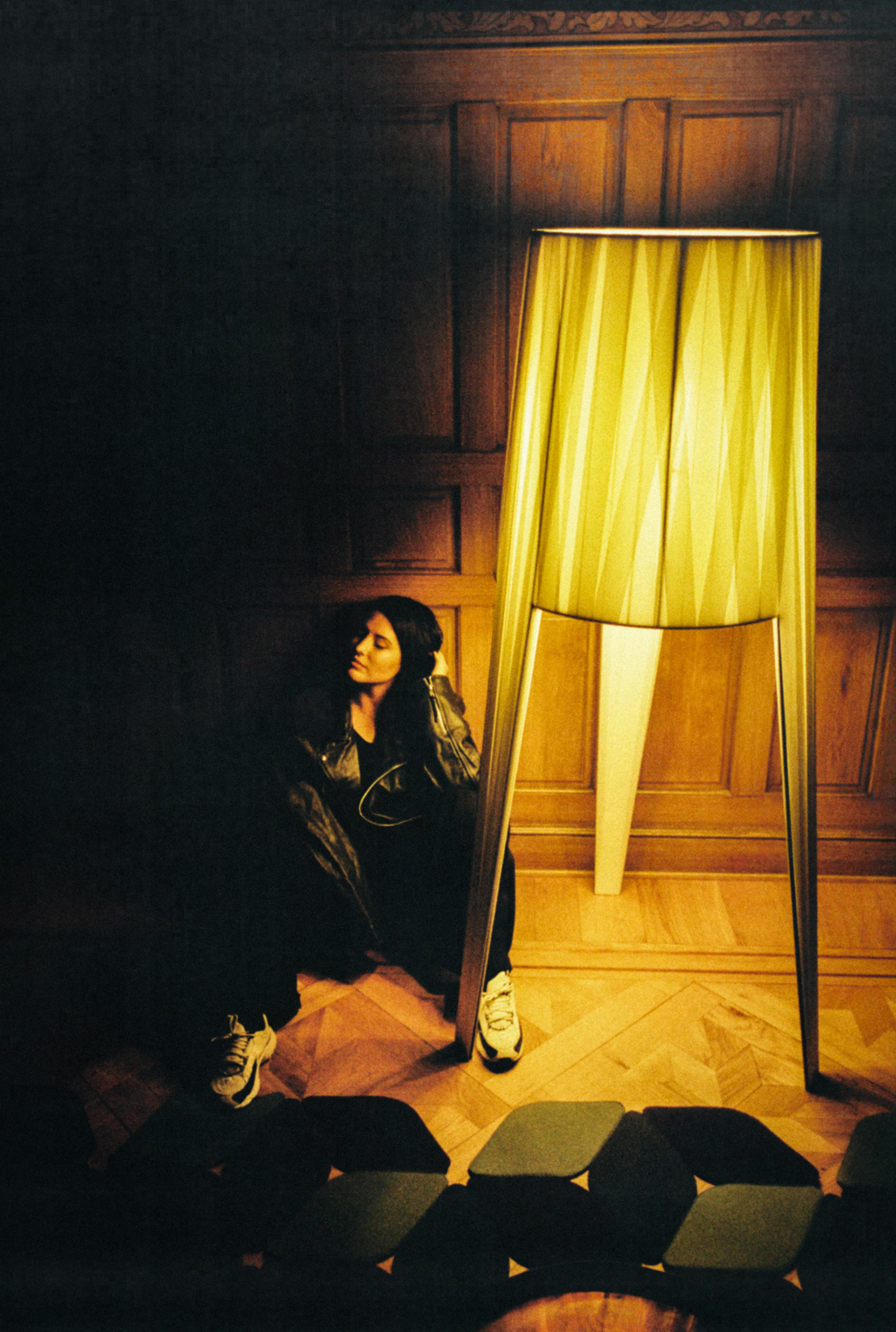 Adam Falk capturing Molly Sanden