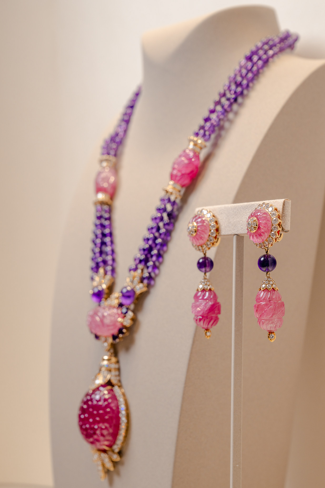 Van Cleef & Arpels.