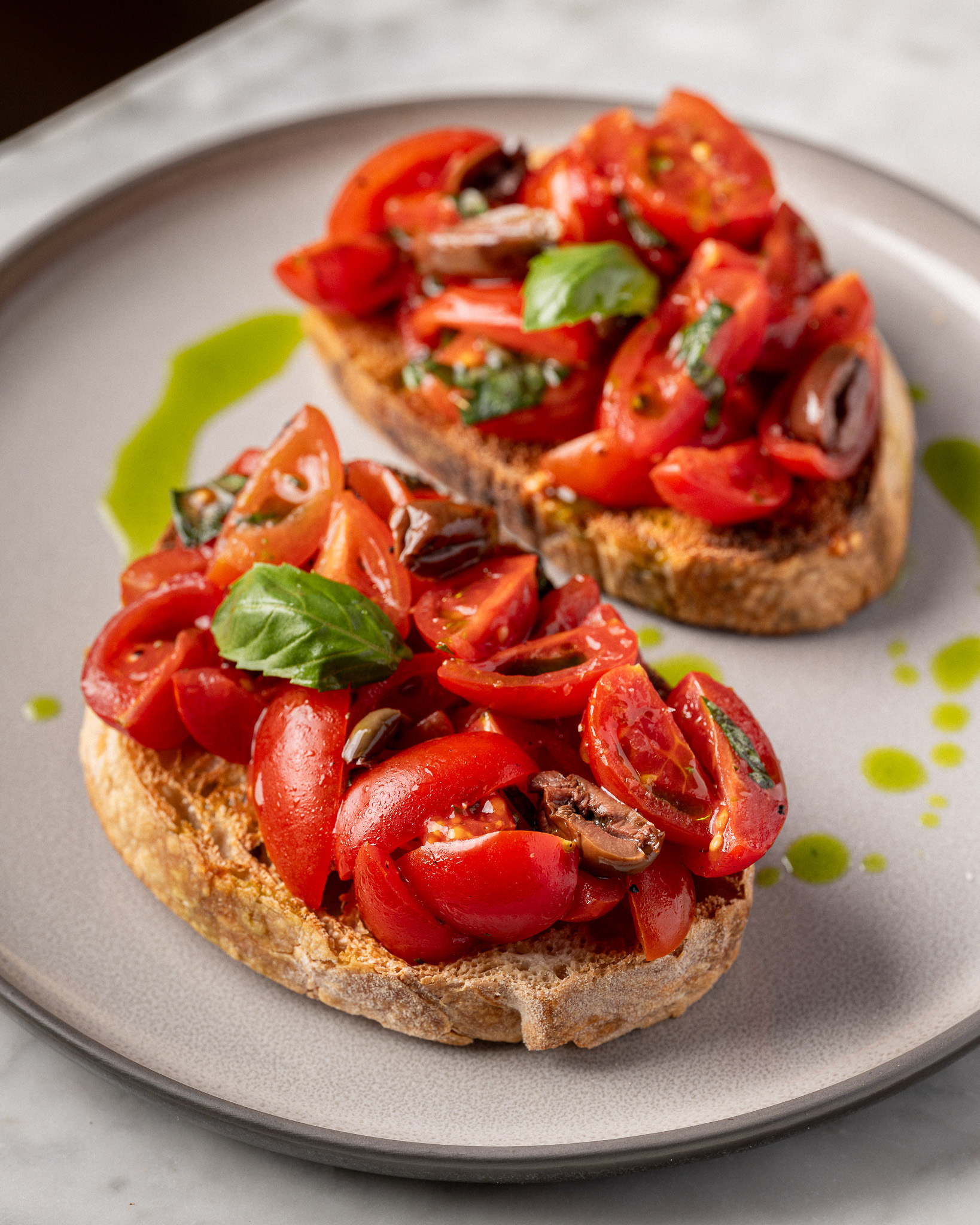 Bruschetta, OVER.