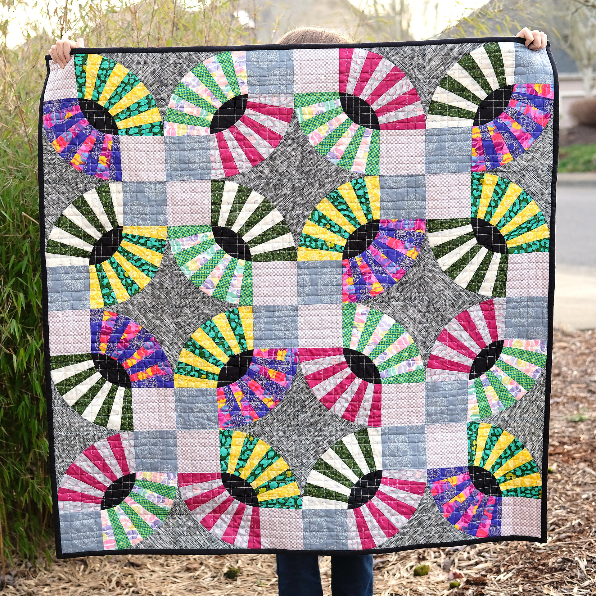 Wildside Pickle Dish Quilt - Kitchen Table Quilting