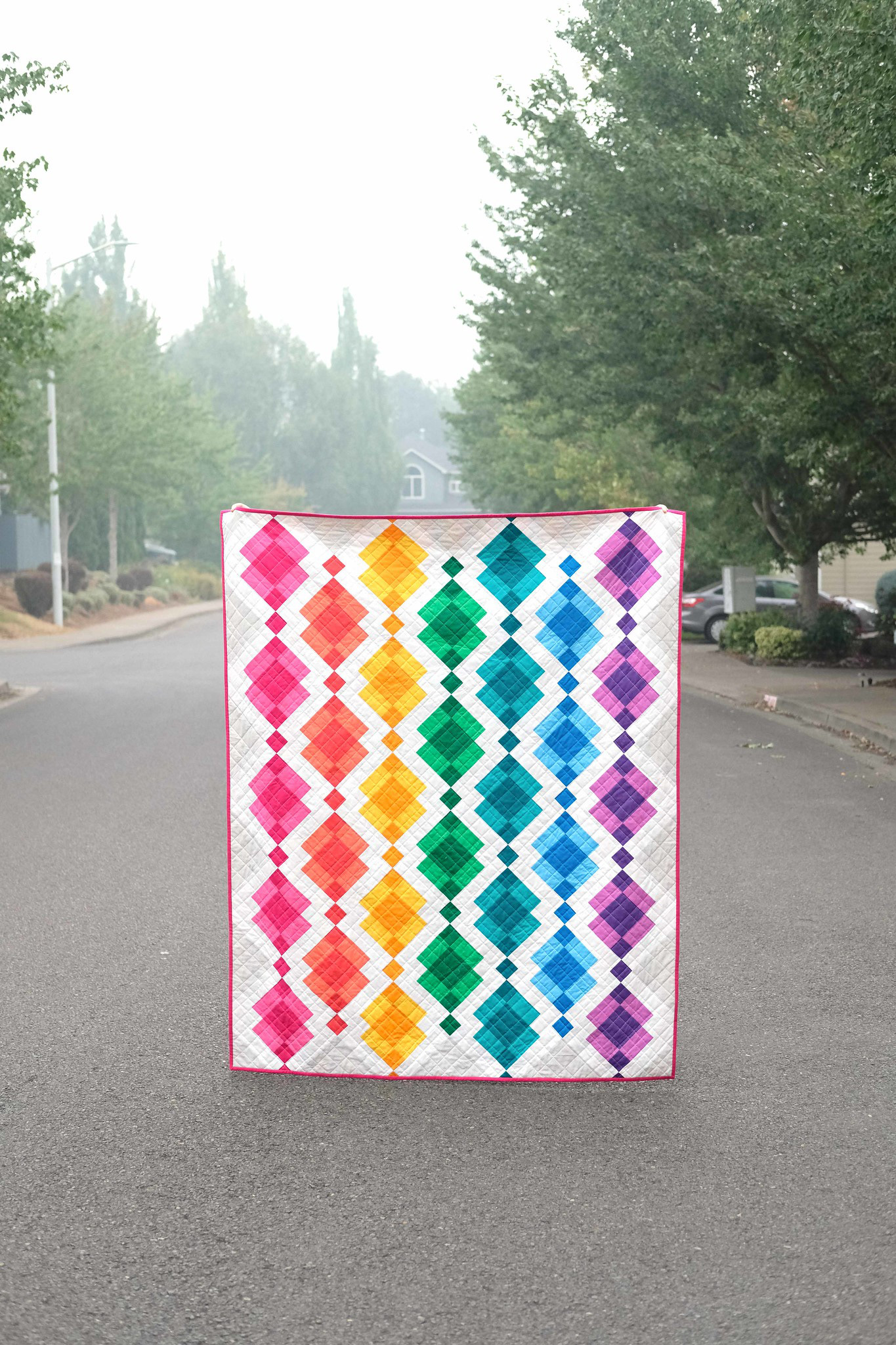 A Rainbow Kelly Quilt - Kitchen Table Quilting