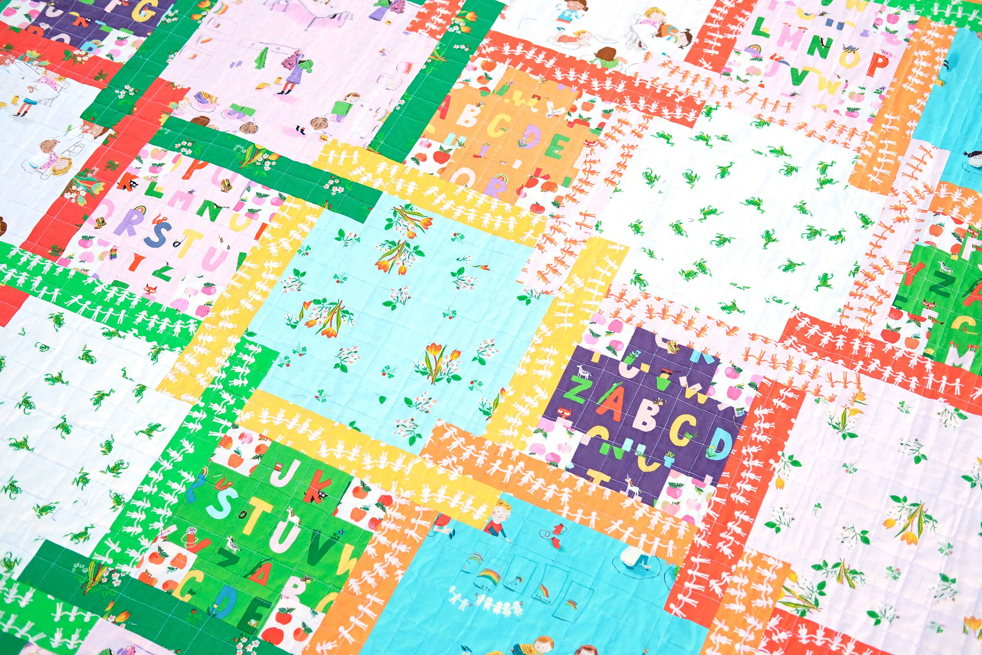 The Judy Quilt in Kinder - Kitchen Table Quilting