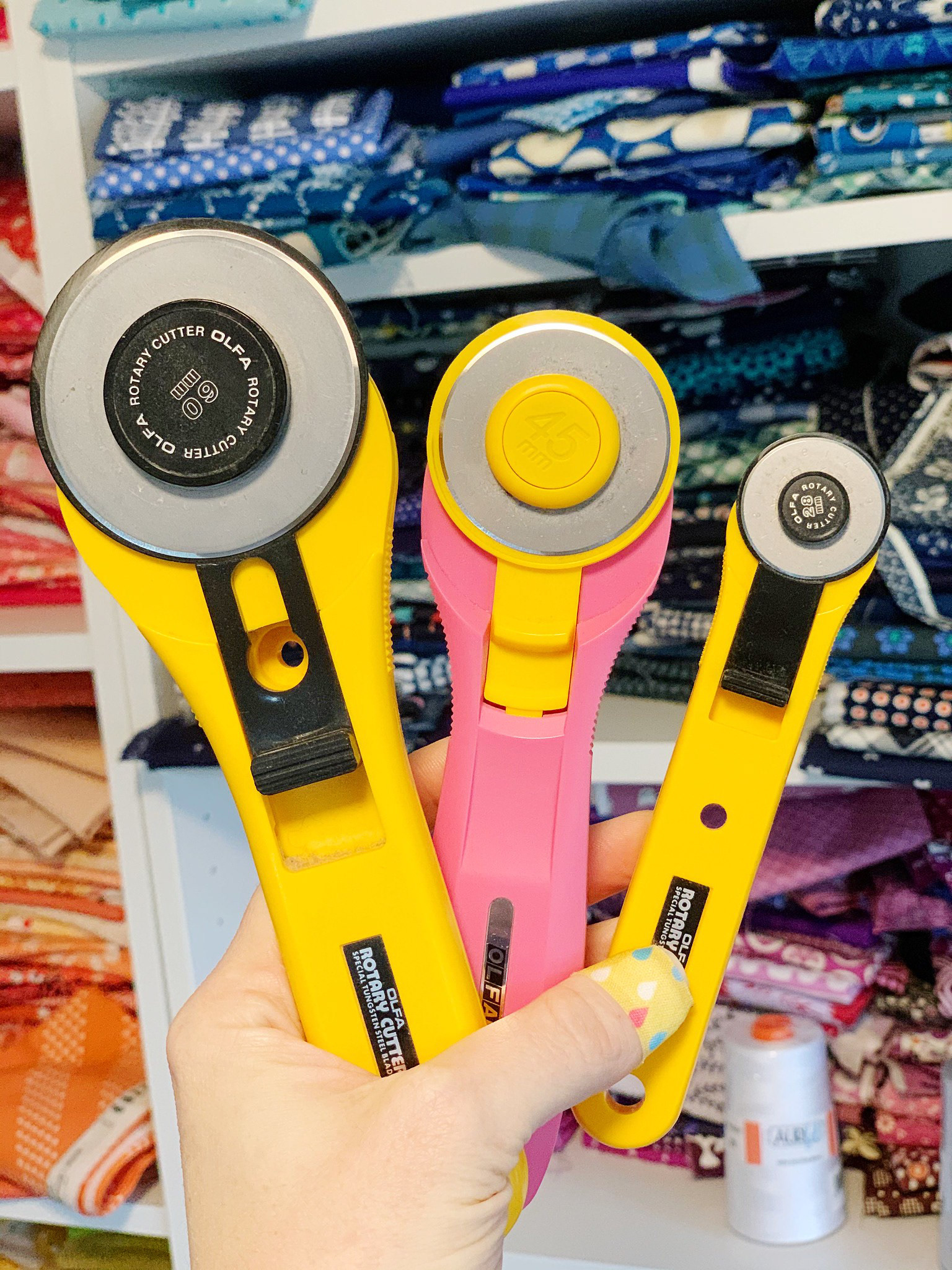 Changing Out Your Rotary Blade - Kitchen Table Quilting