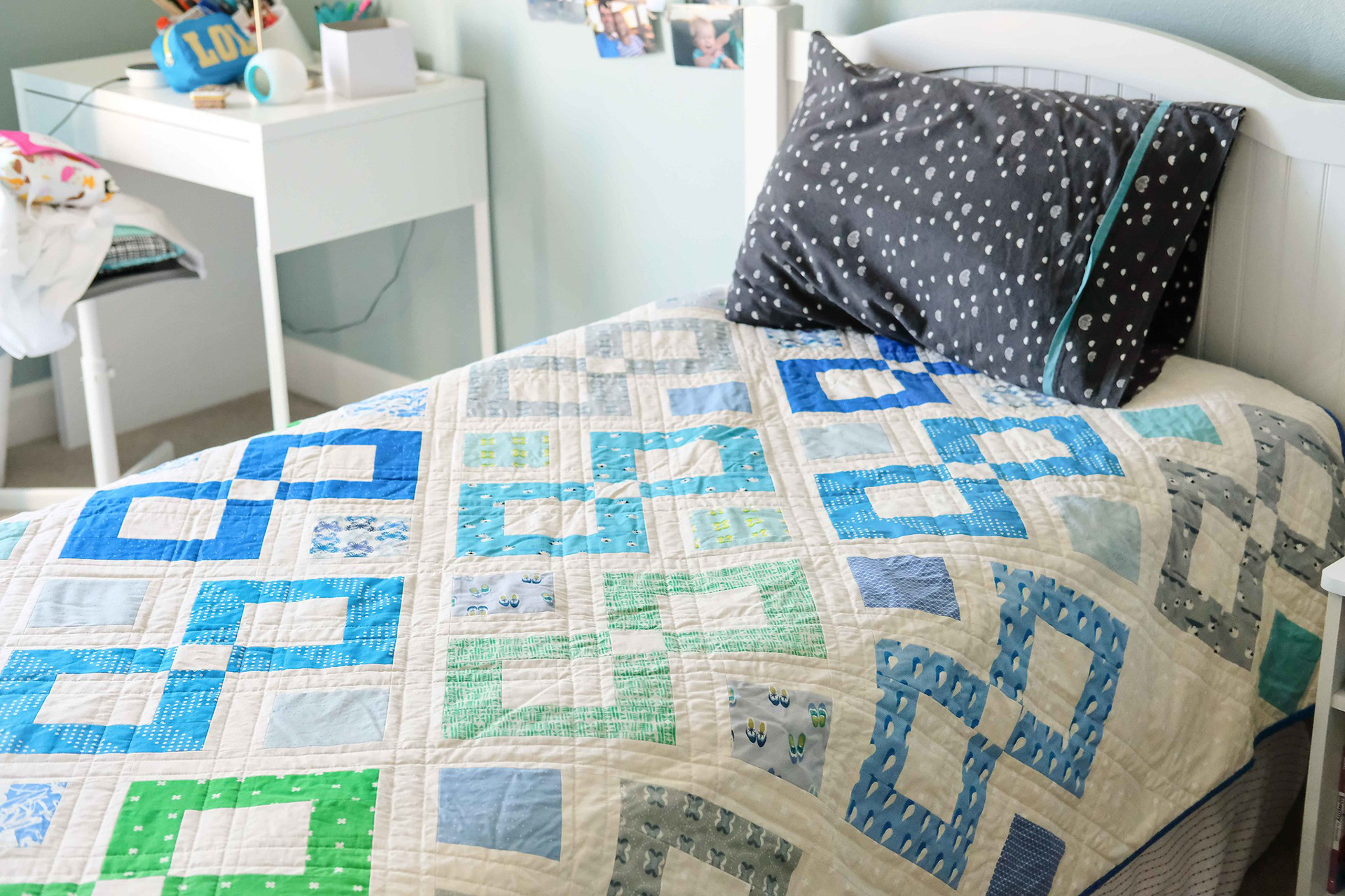 The Julia Quilt Pattern - Kitchen Table Quilting