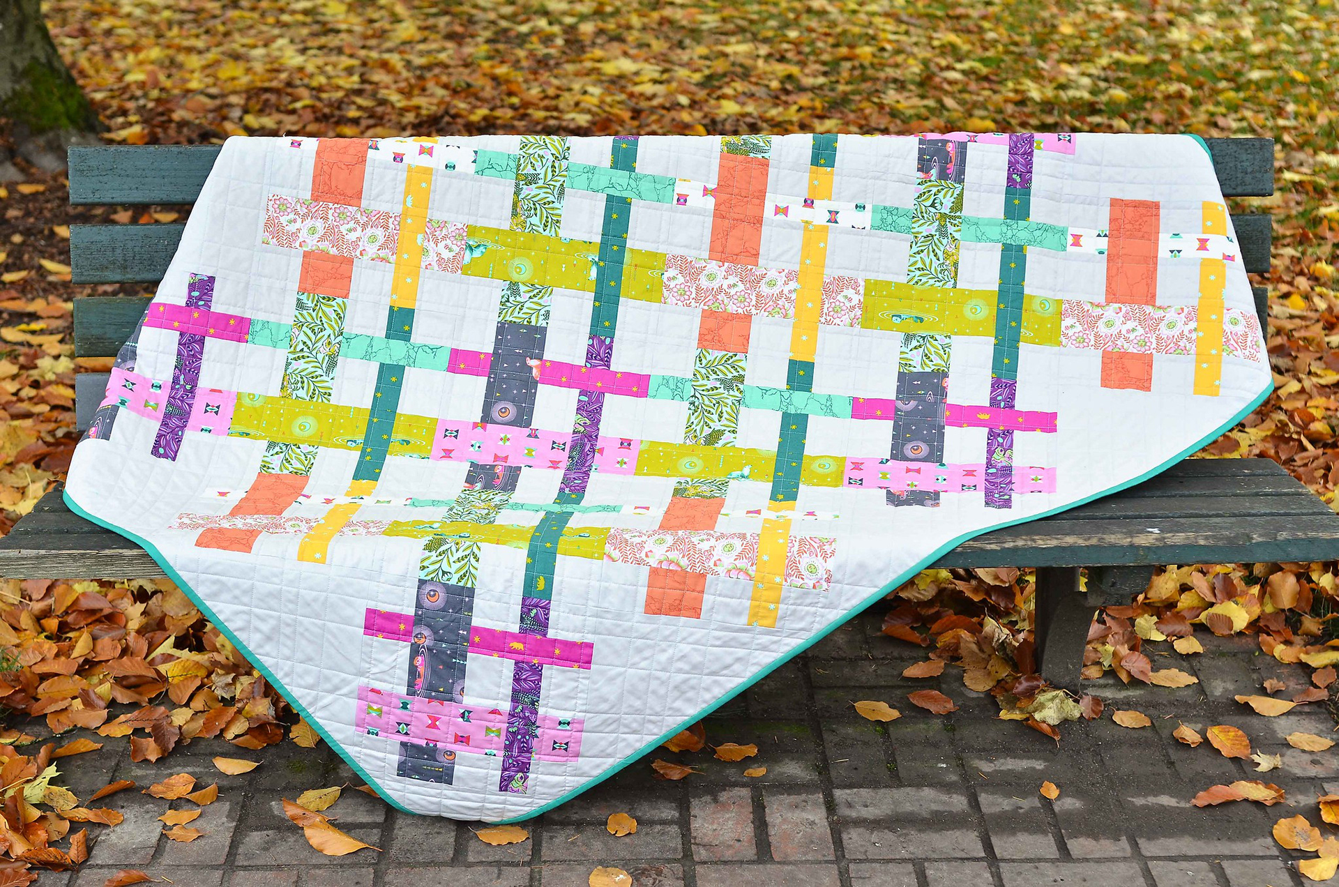 Tula Pink Cut Loose Quilt - Kitchen Table Quilting