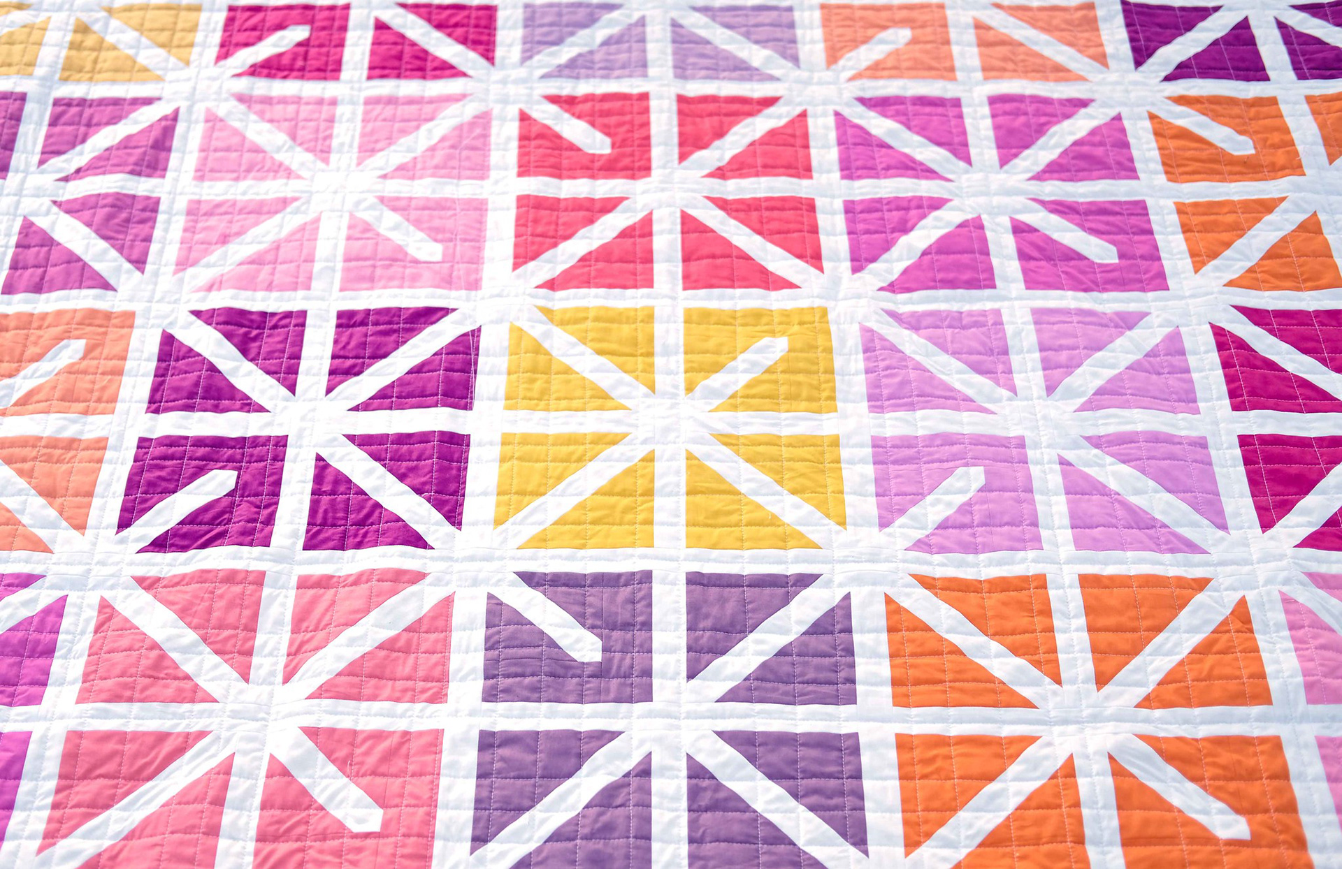 A Fat Quarter Zola Quilt - Kitchen Table Quilting