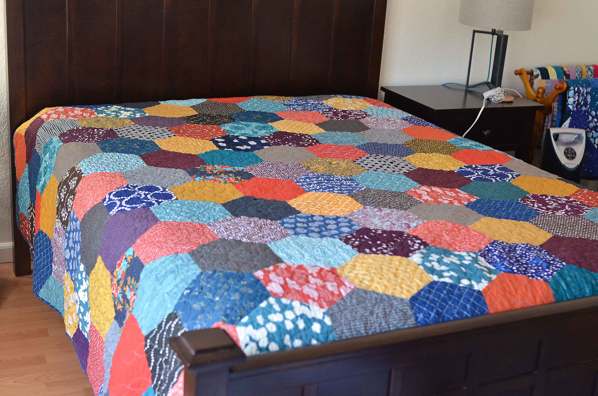Giant Giant Hexagon Quilt - Kitchen Table Quilting