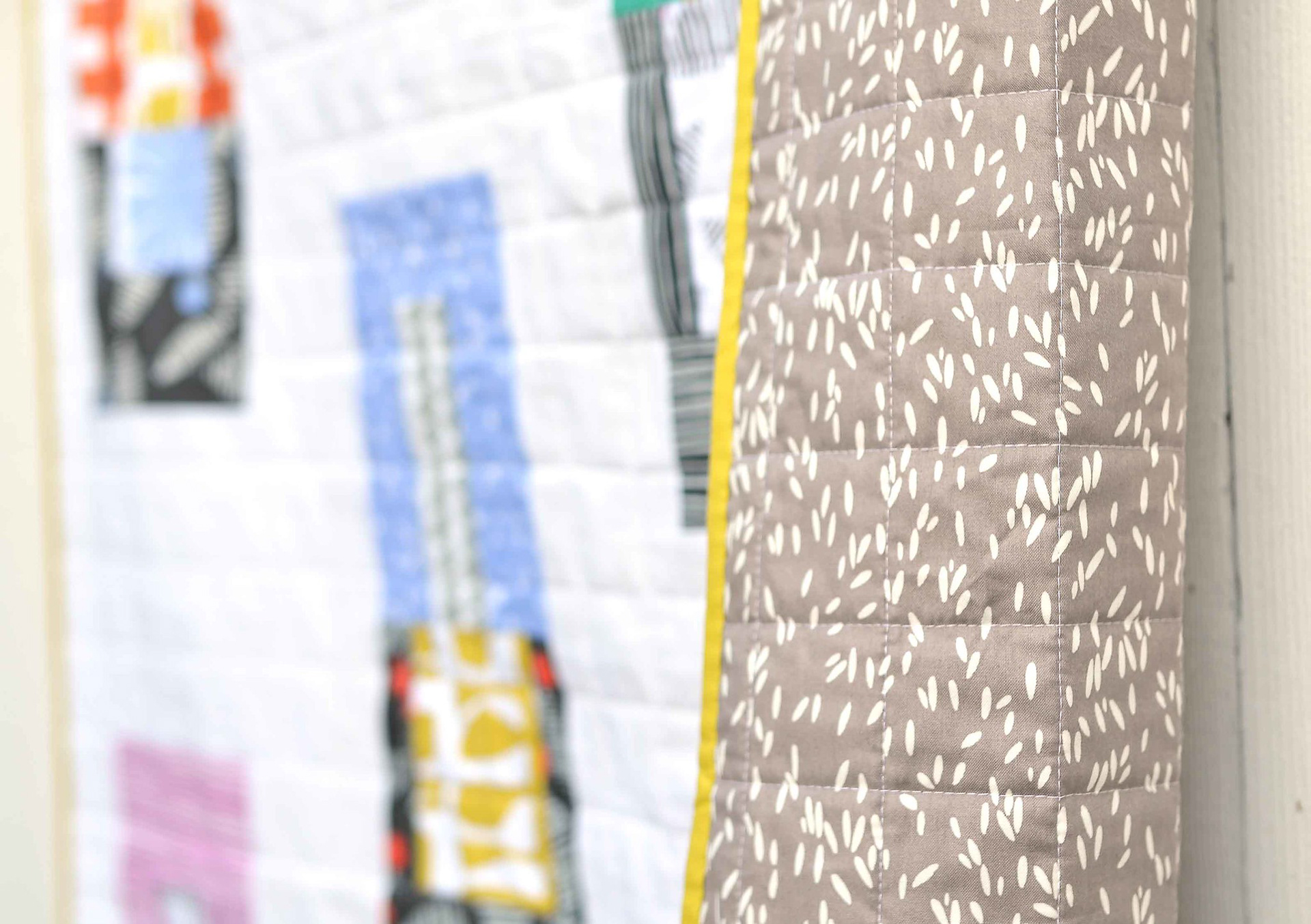 Follie Baby Quilt Tutorial - Kitchen Table Quilting