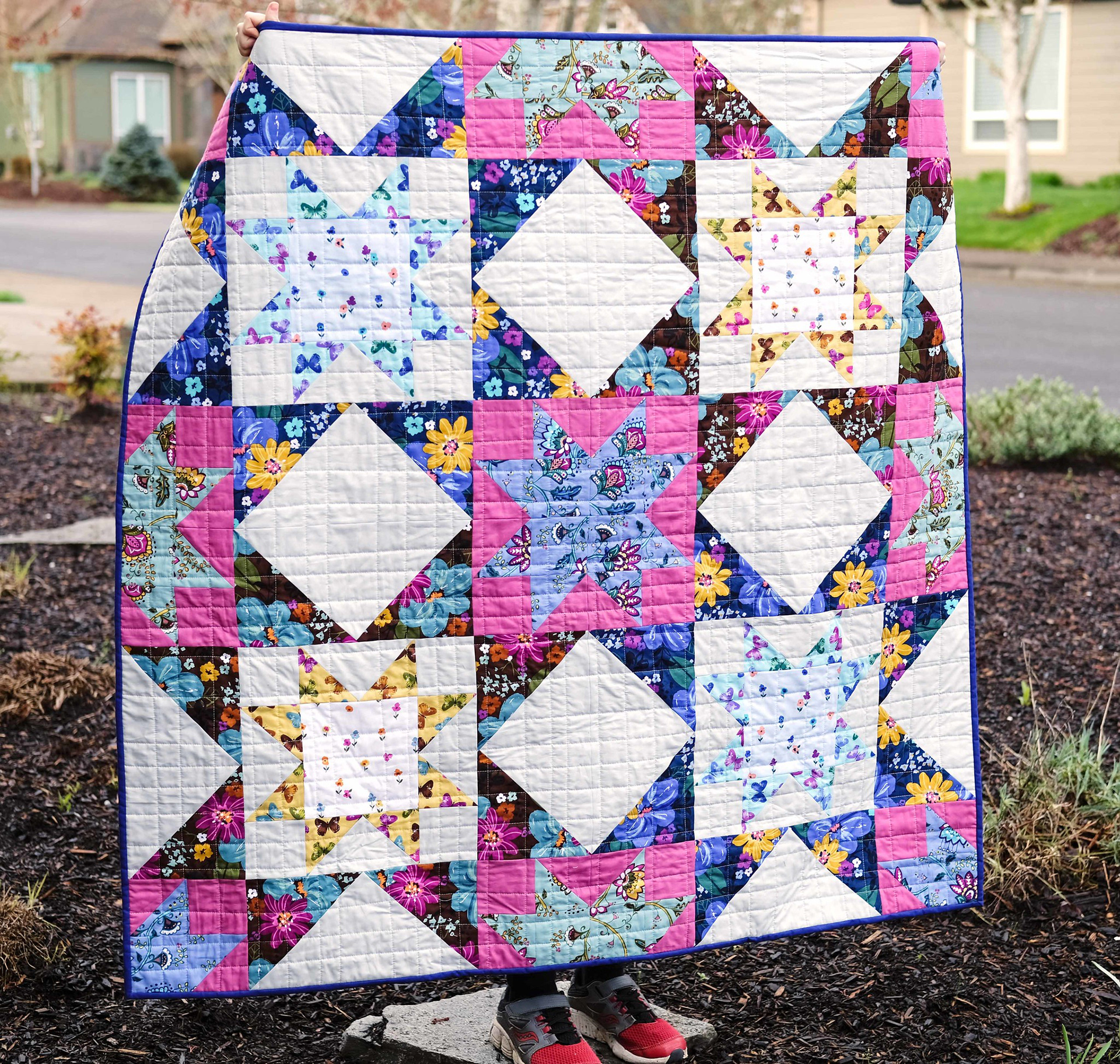 Dilly Dahlia Giant Block Tutorial - Kitchen Table Quilting