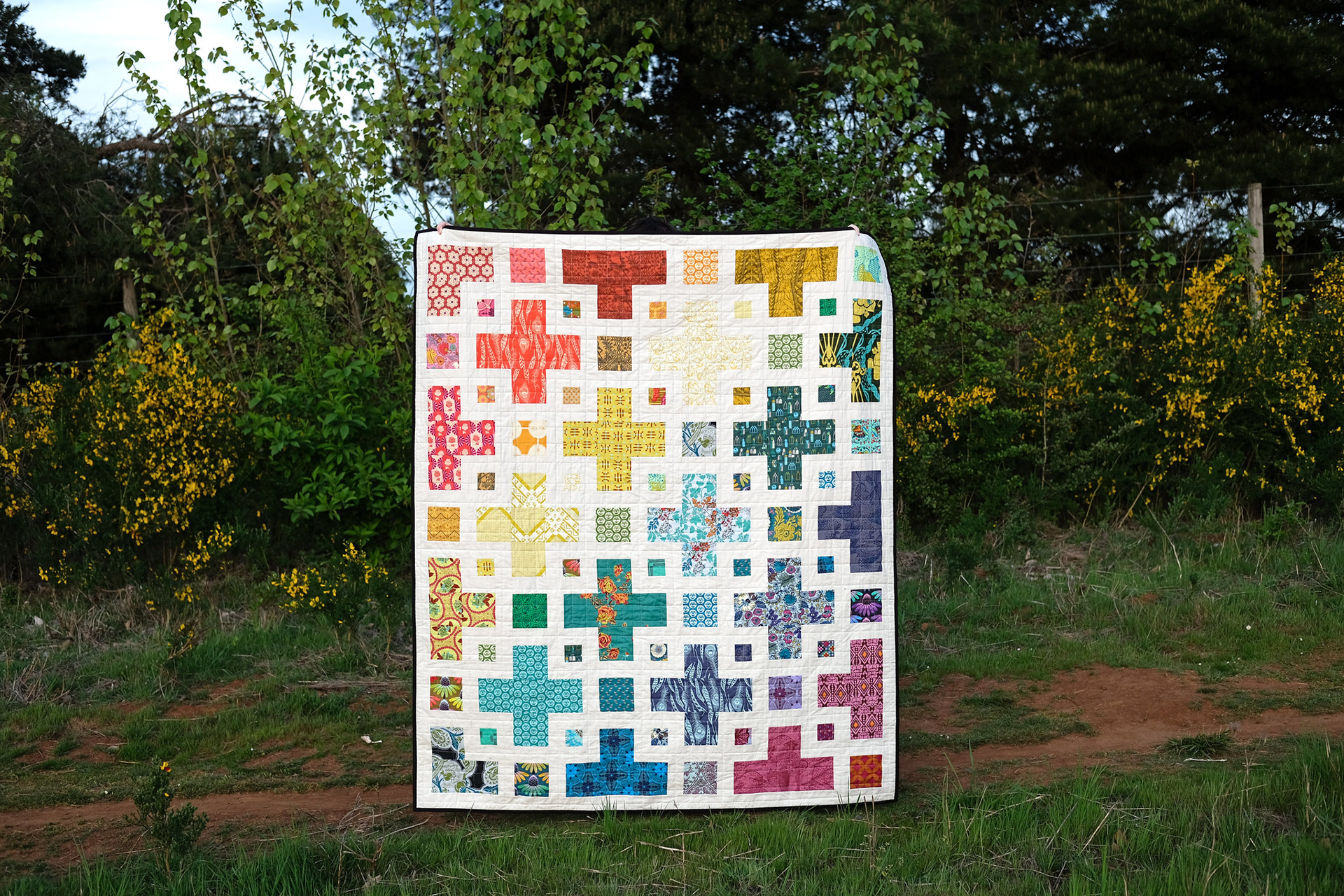 A Rainbow Violet Quilt - Kitchen Table Quilting