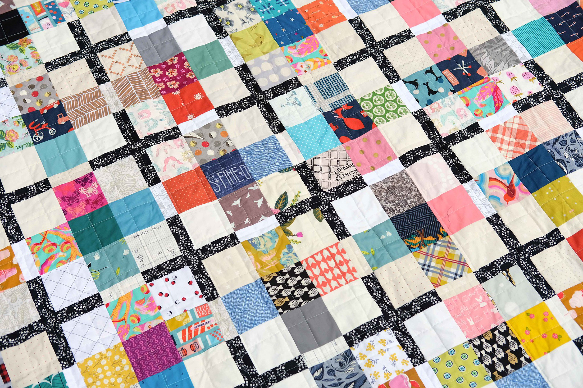 A Scrappy Ruth Quilt - Kitchen Table Quilting