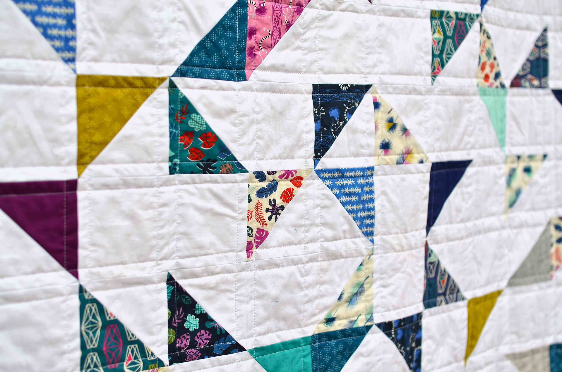 Lagoon HST Quilt Tutorial - Kitchen Table Quilting