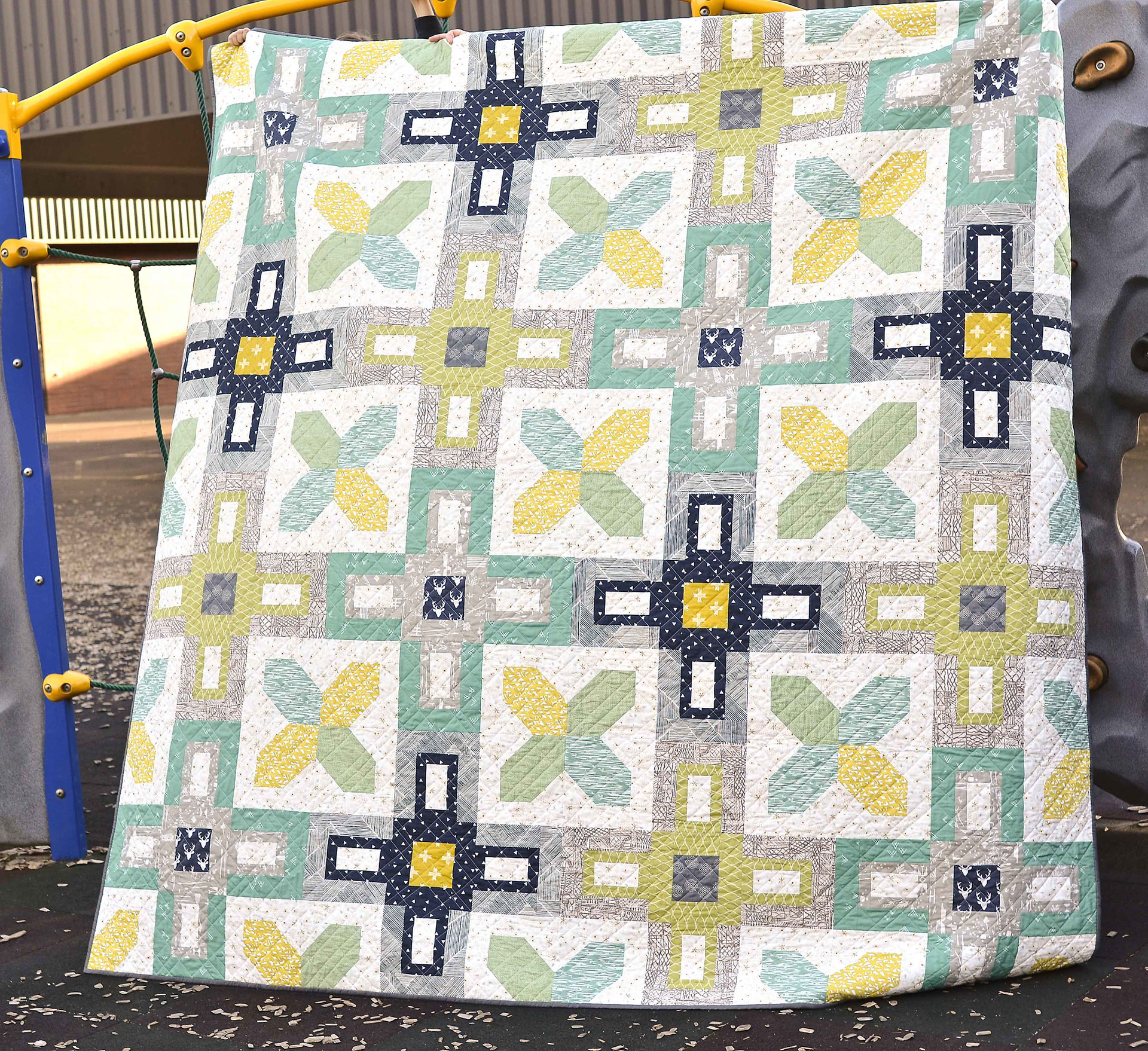 Symphony Quilt - Kitchen Table Quilting