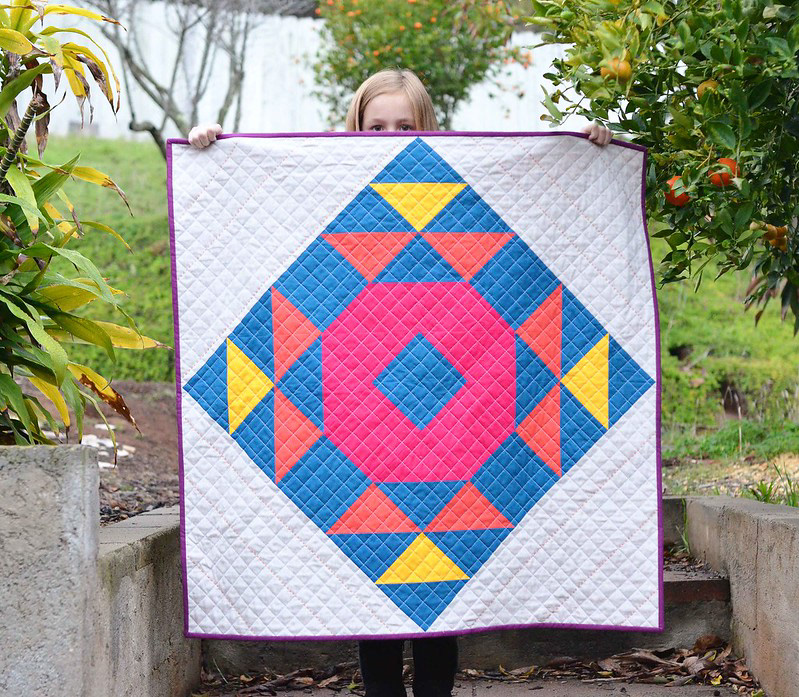 Giant Single Wedding Ring Quilt - Kitchen Table Quilting