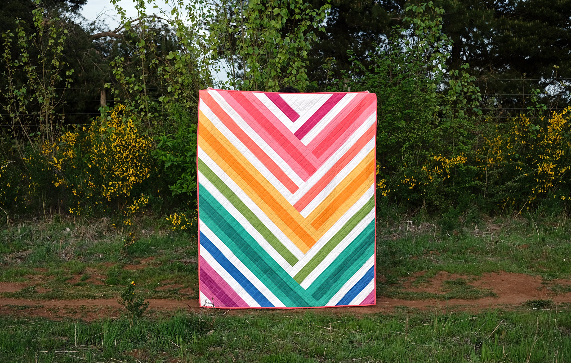 A Rainbow Zoe Quilt - Kitchen Table Quilting