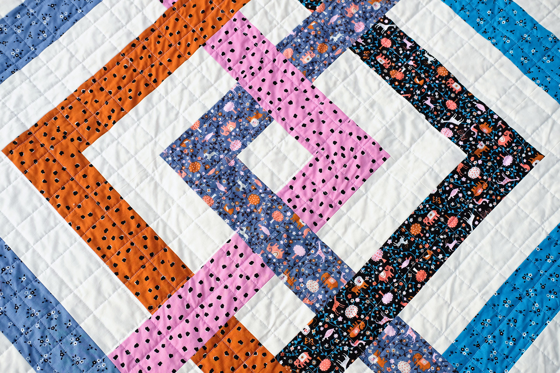 A Baby Size Eliza Quilt - Kitchen Table Quilting