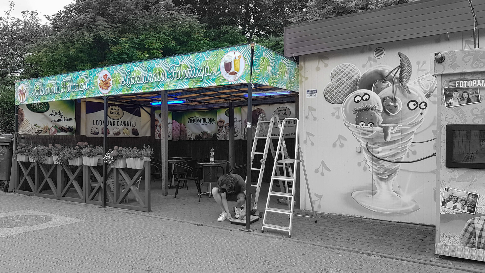 baner reklamowy jako opaska dekoracyjna