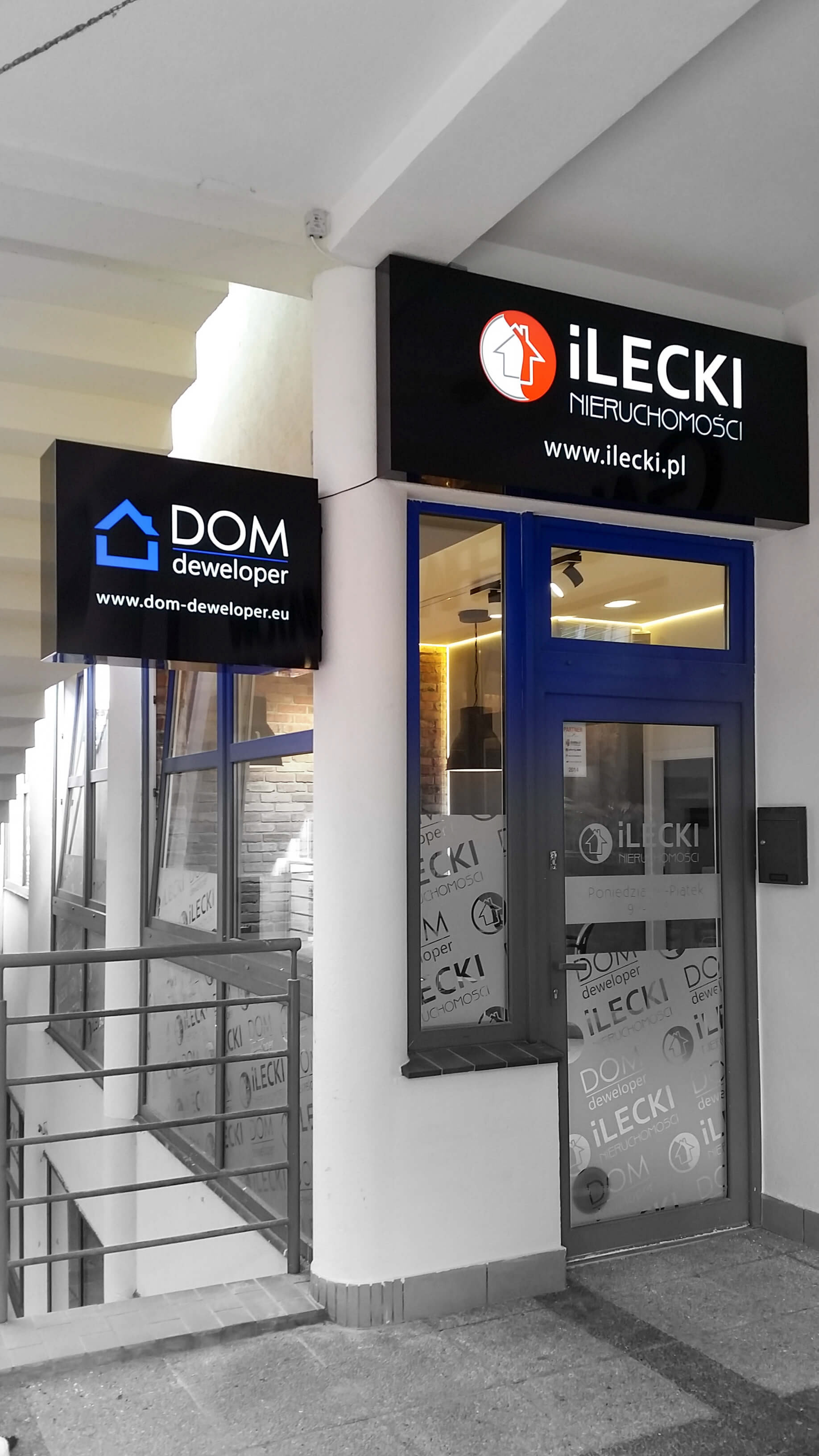 kasetony z dibondu - podświetlane LED