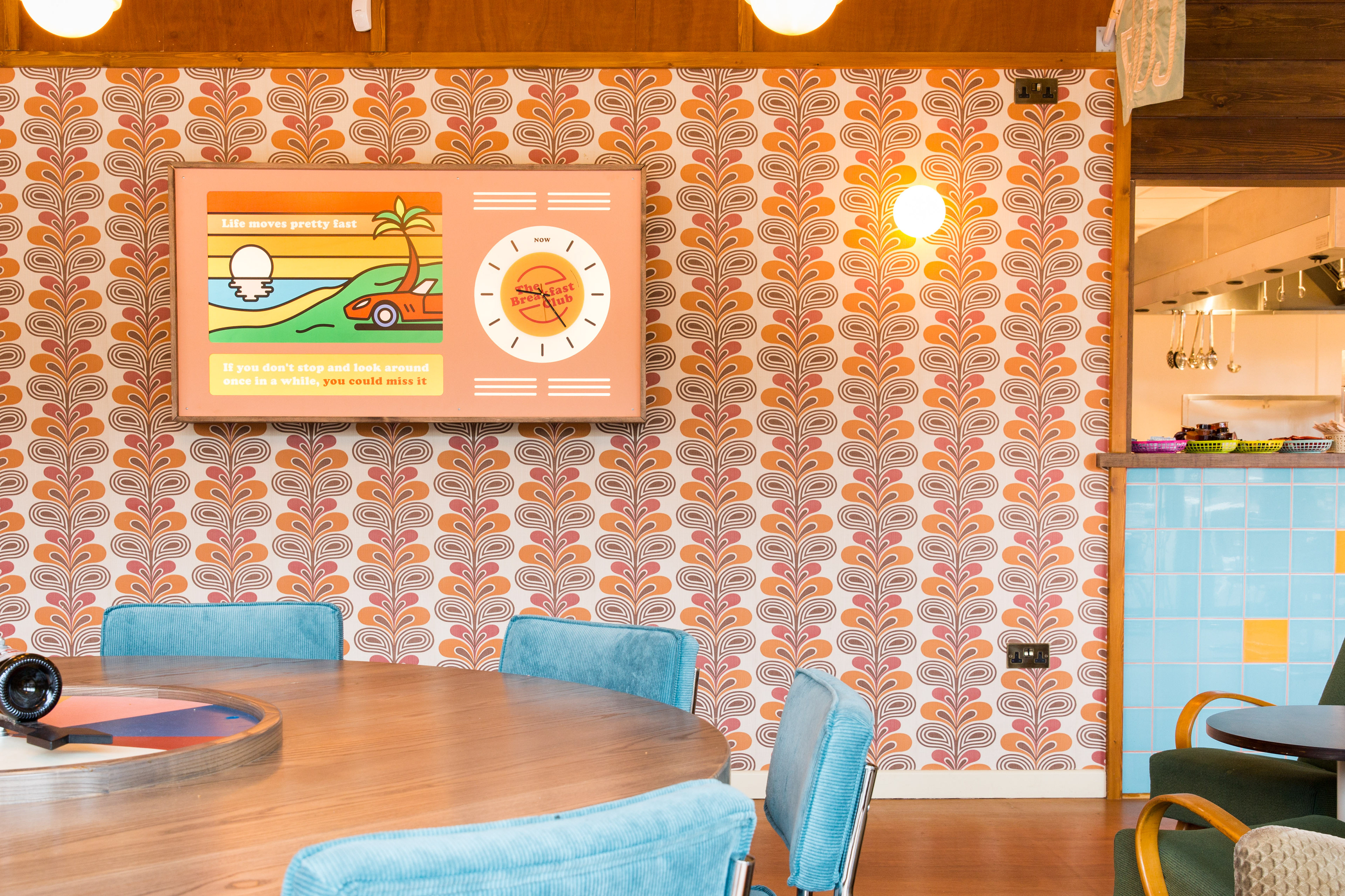 Breakfast Club Oxford Lightbox Design Lewis Kay-Thatcher Tea in Dreamland. Photo credit Jade Nina Sarkhel