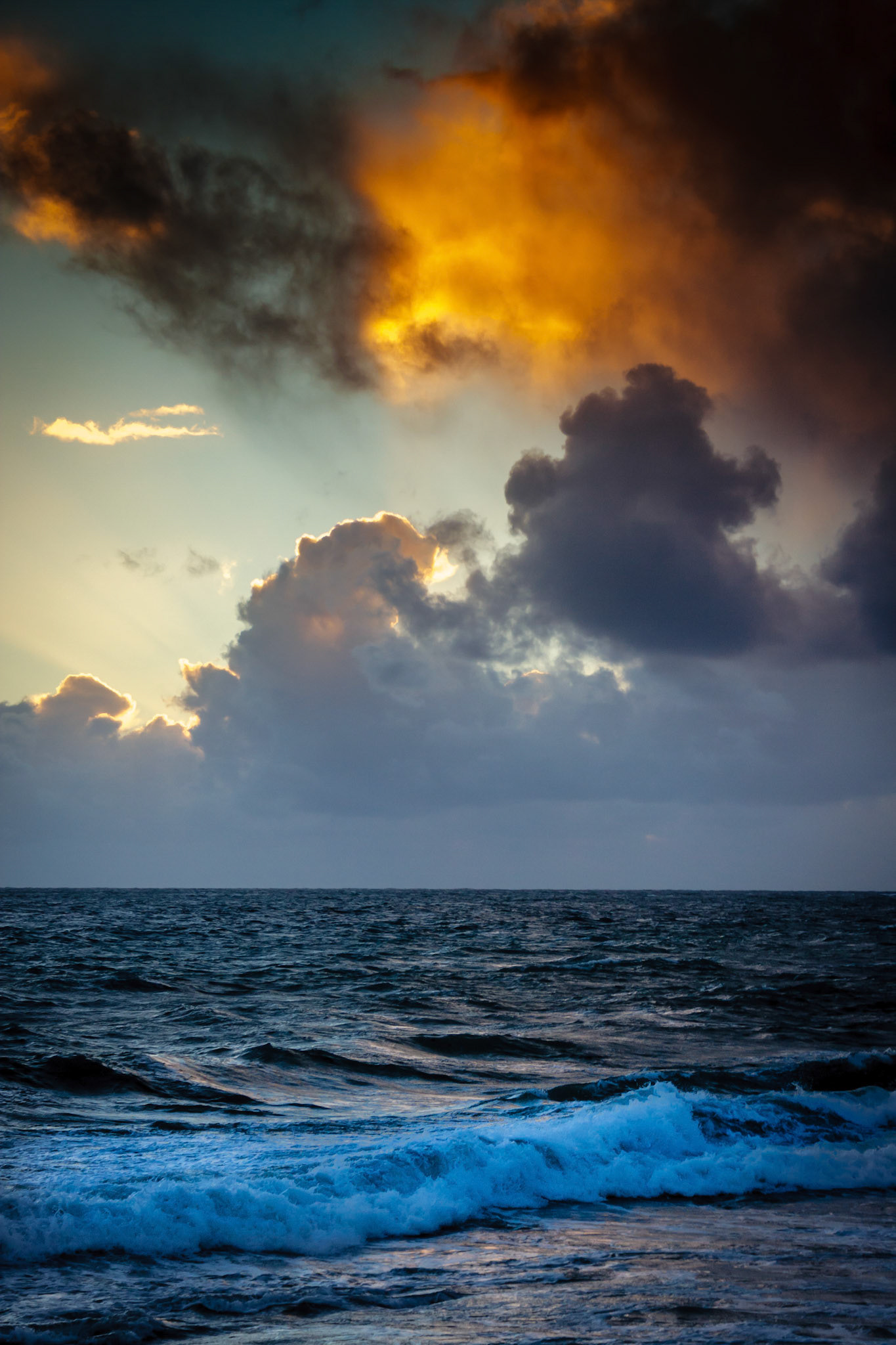 Dusk at Burns Beach