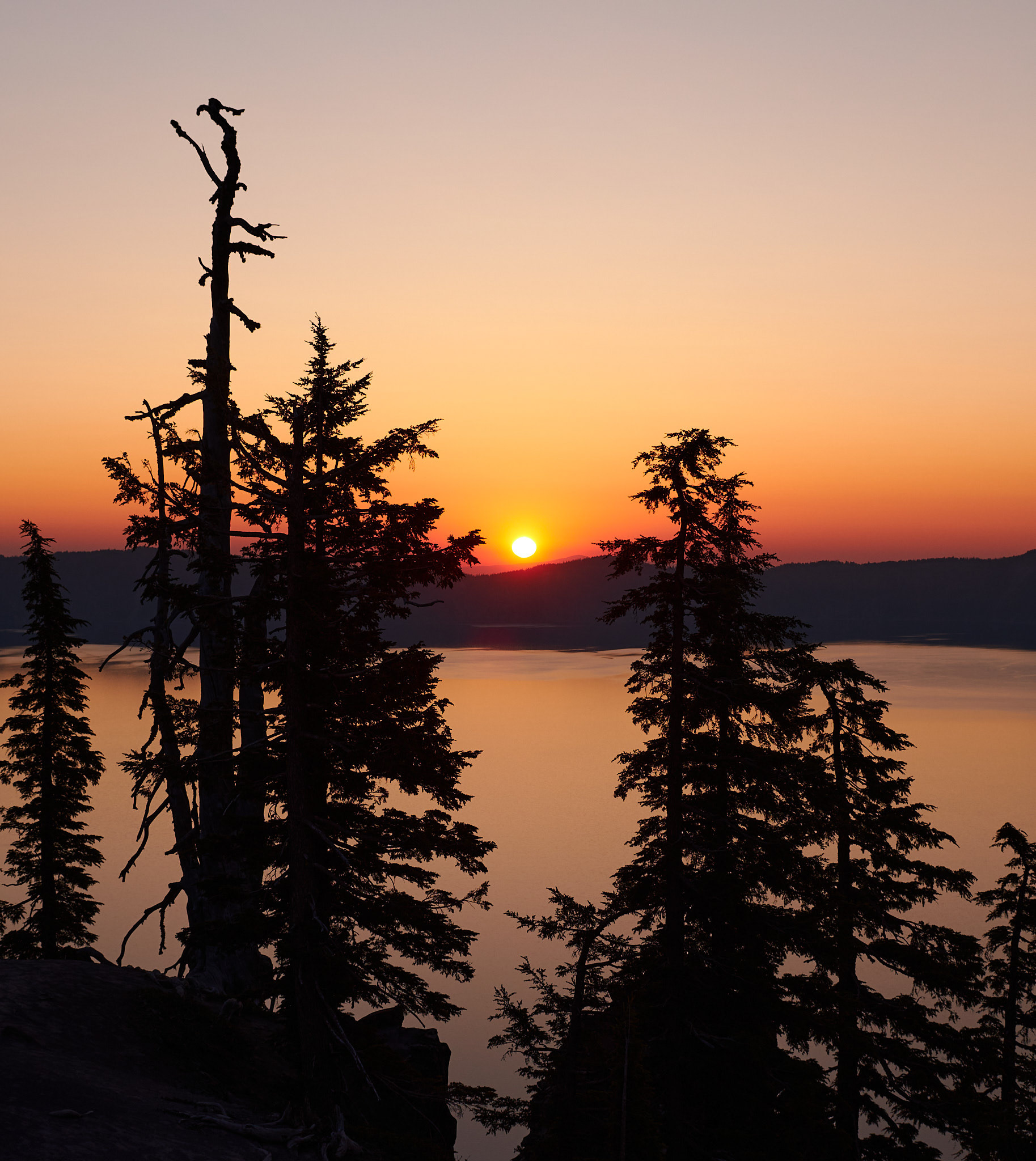 Sunrise on Crater Lake, Oregon 2023