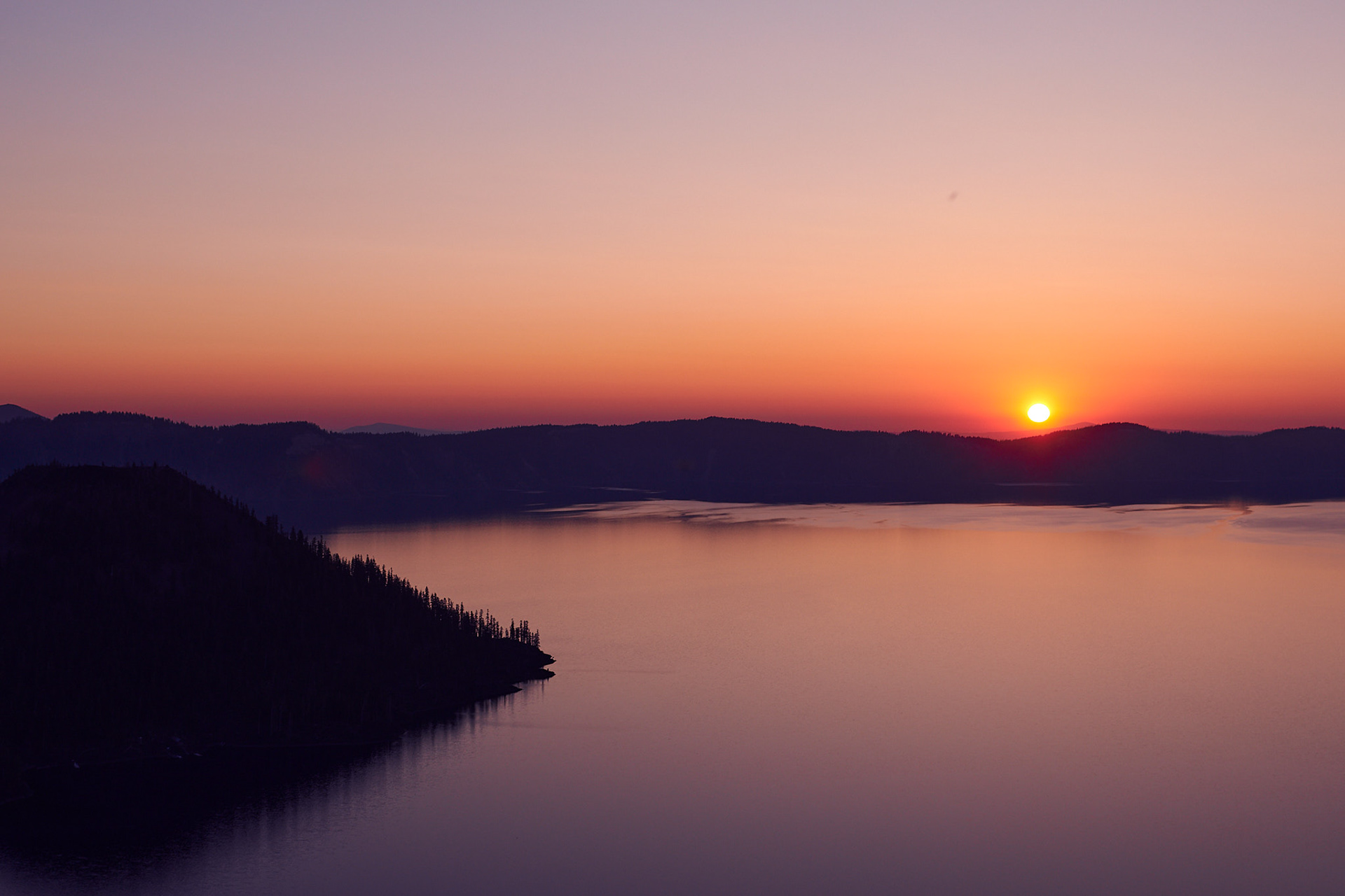 Sunrise on Crater Lake, Oregon 2023