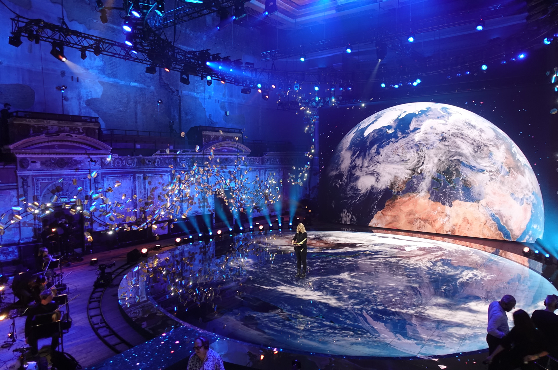 THE EARTHSHOT PRIZE (2021) BBC Events. Art Director - Emily Fain. Production Designer - Peter Bingemann