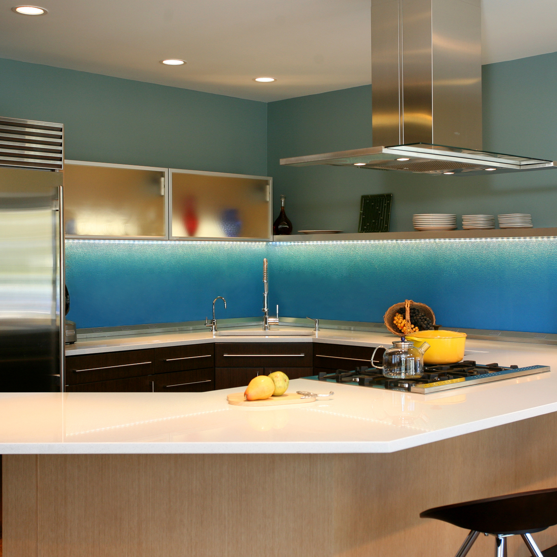 After - Removed Reflection in backsplash