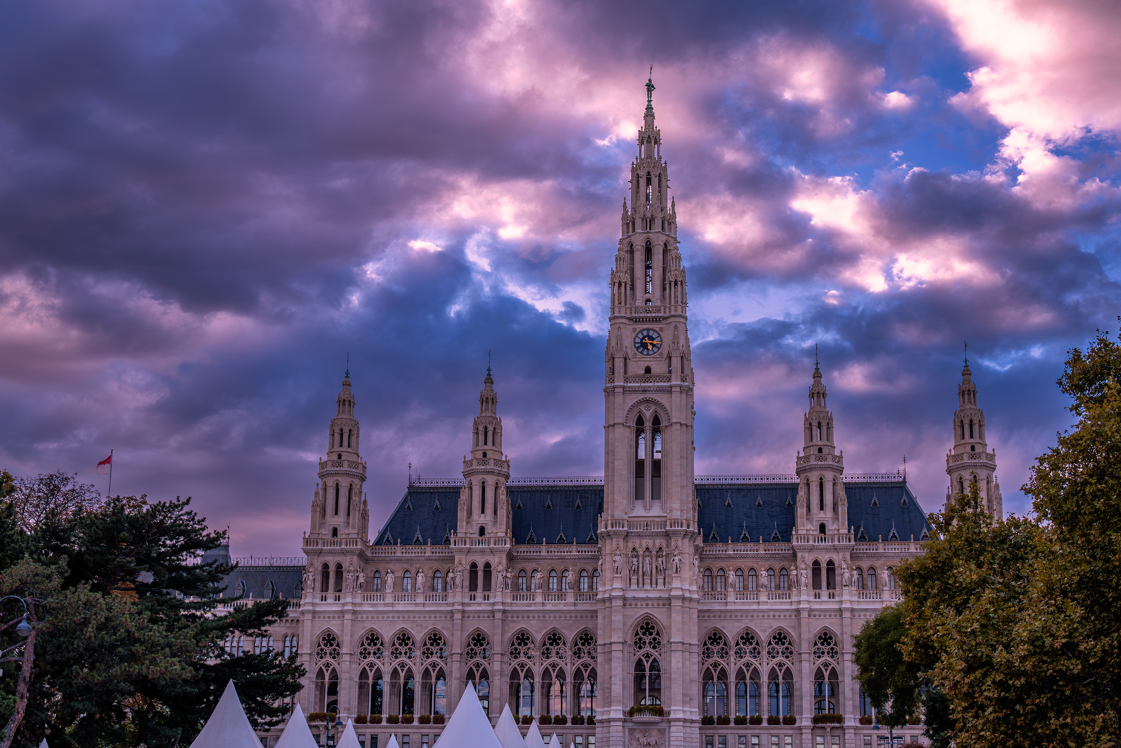 Vienna City Hall A dramatic evening sky frames one of Vienna's most iconic landmarks.