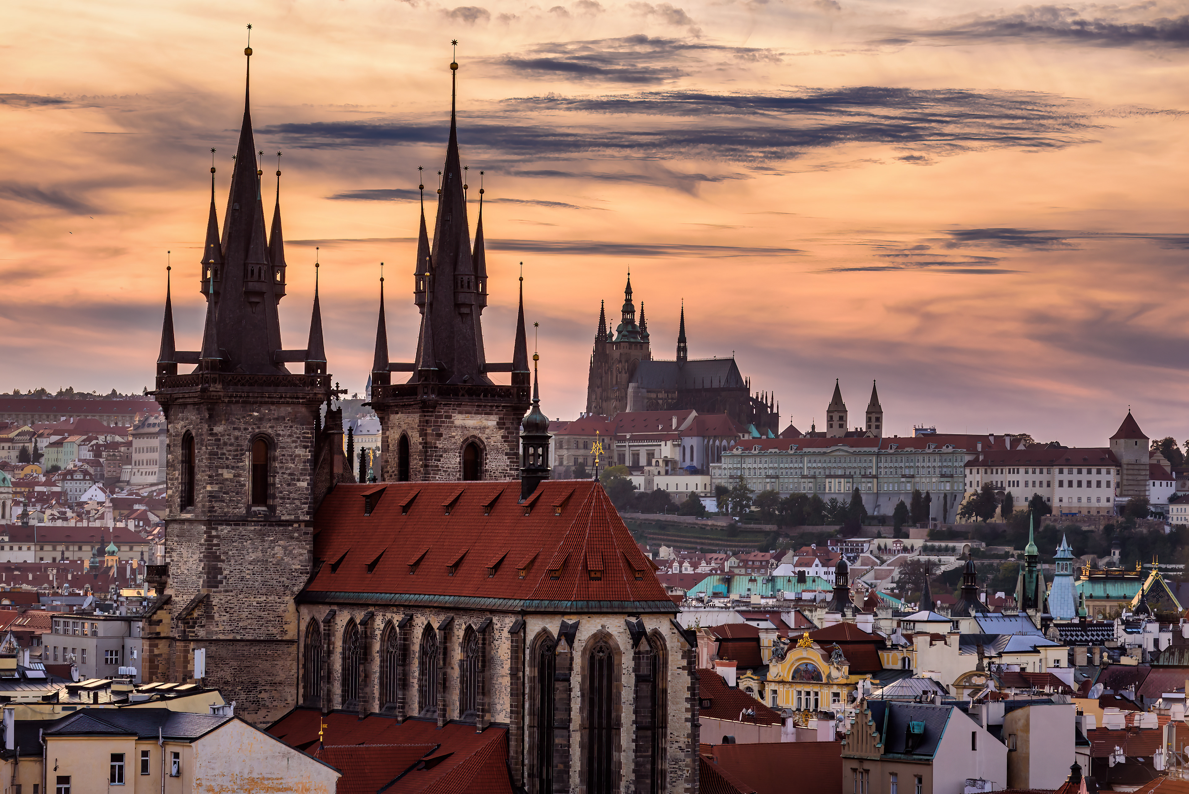 Church of Our Lady before Tyn with the Castle of prague at dusk