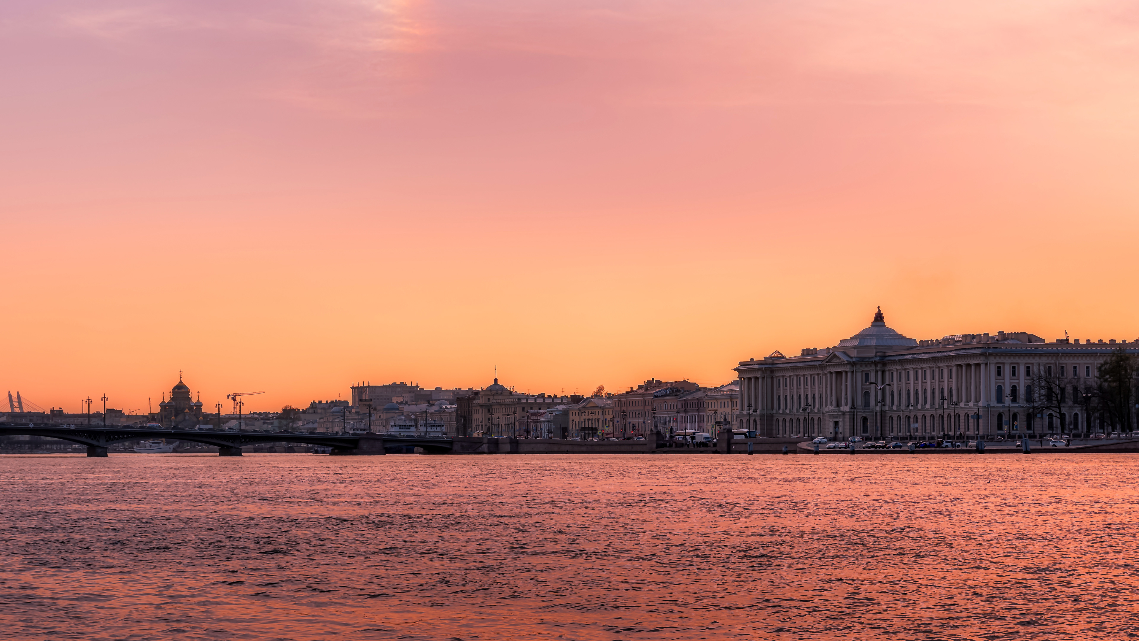 Sunset above the Neva River