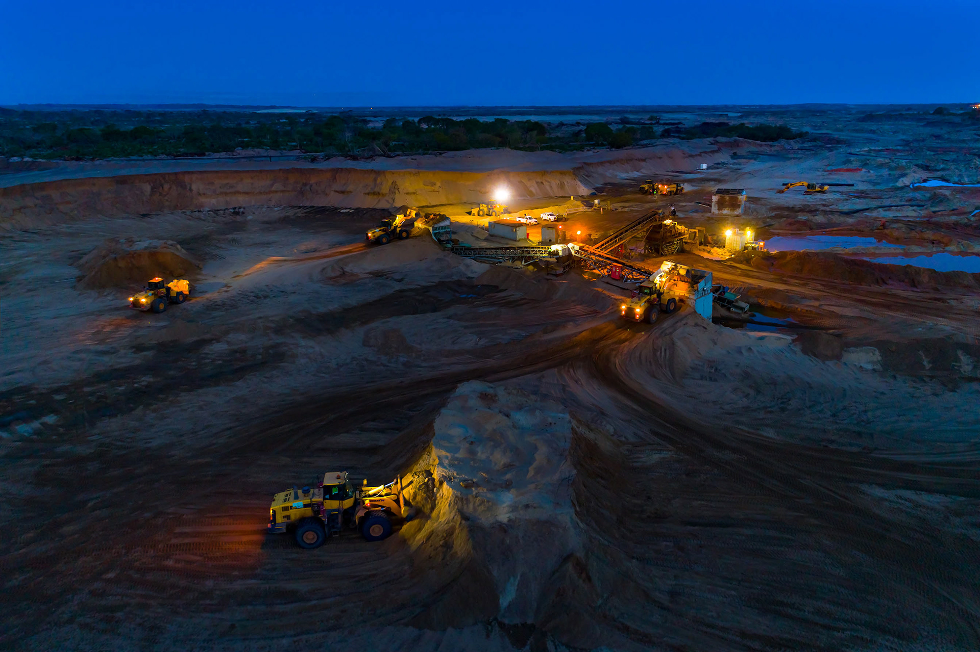 Dry mining at mineral sands operation