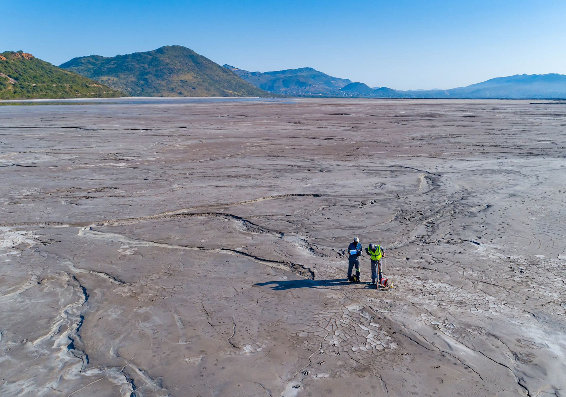 Level inspection of tailings dam