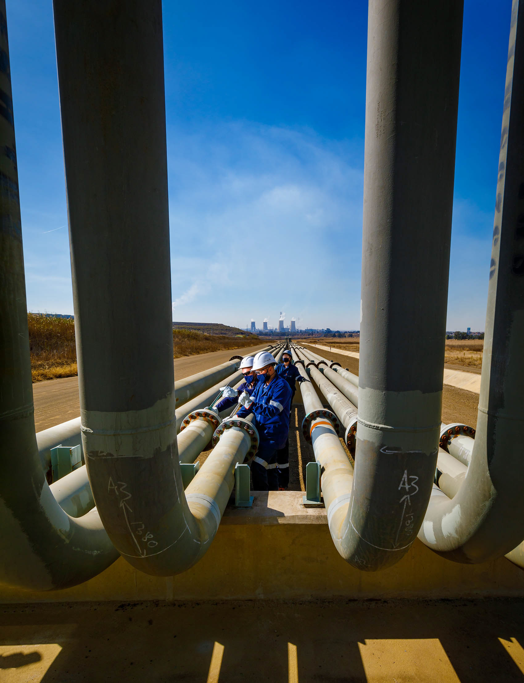 Fine ash dam pipeline