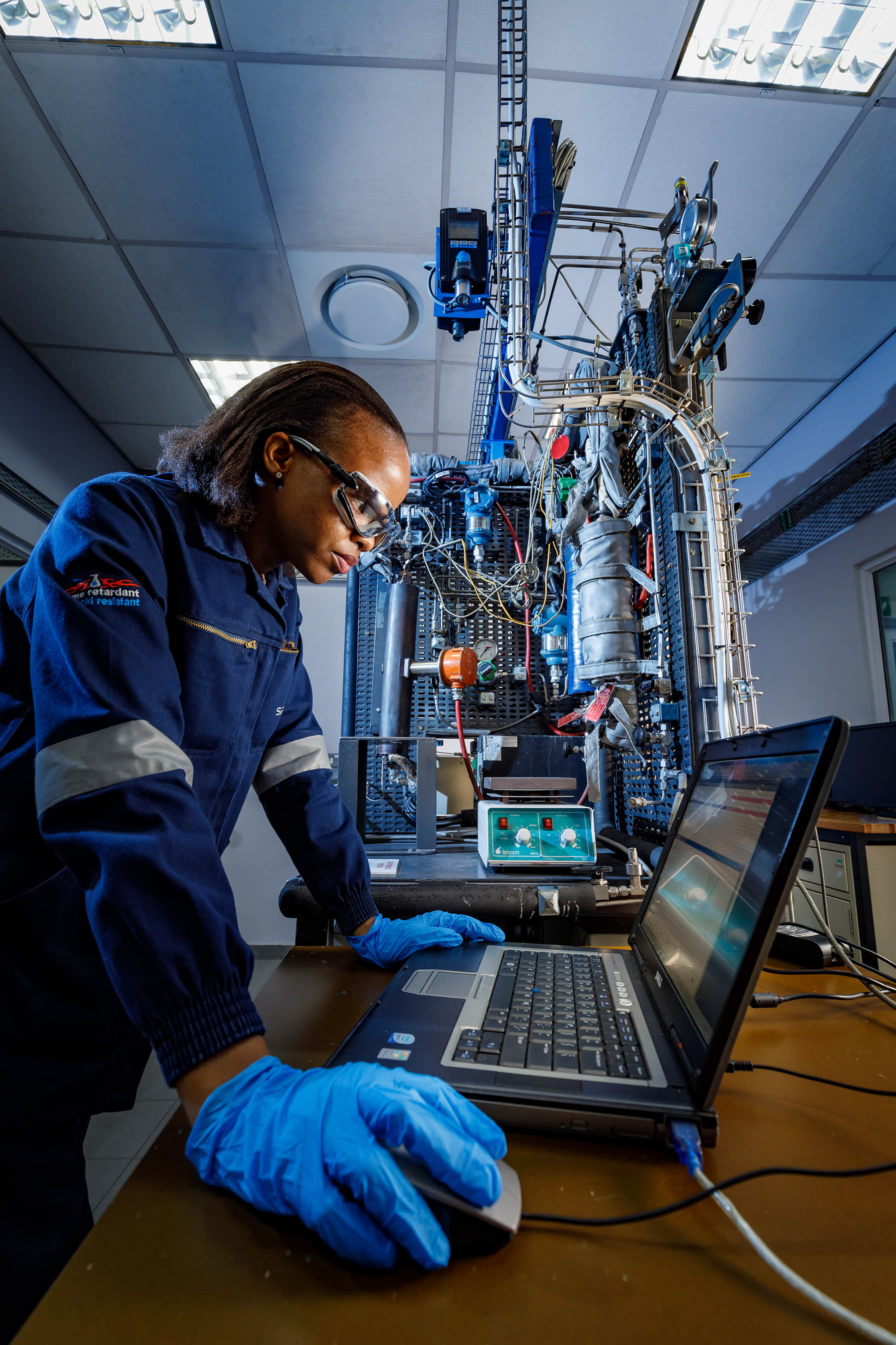 Chemical analysis at petrochemical lab