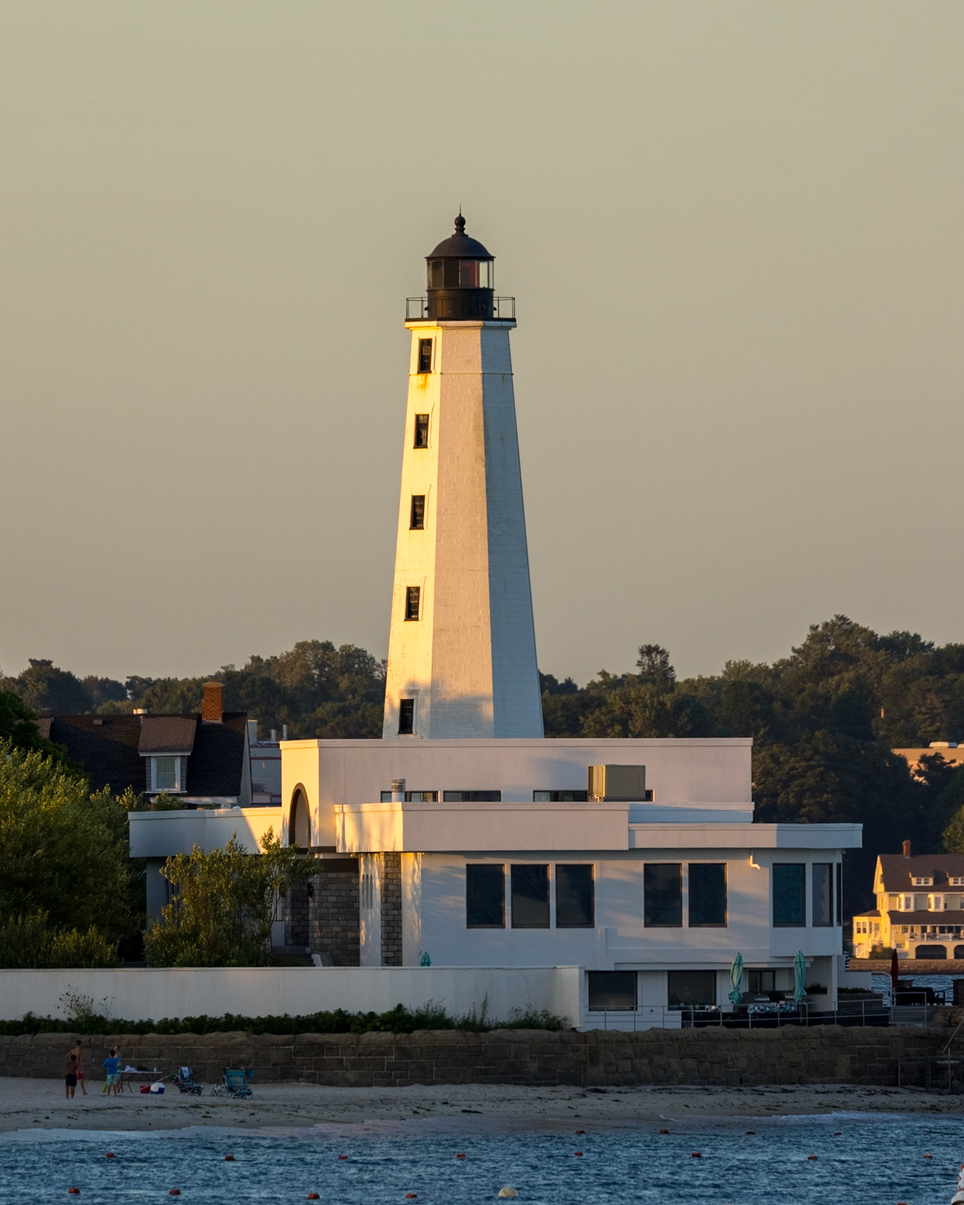 New London Harbor Lighthouse
