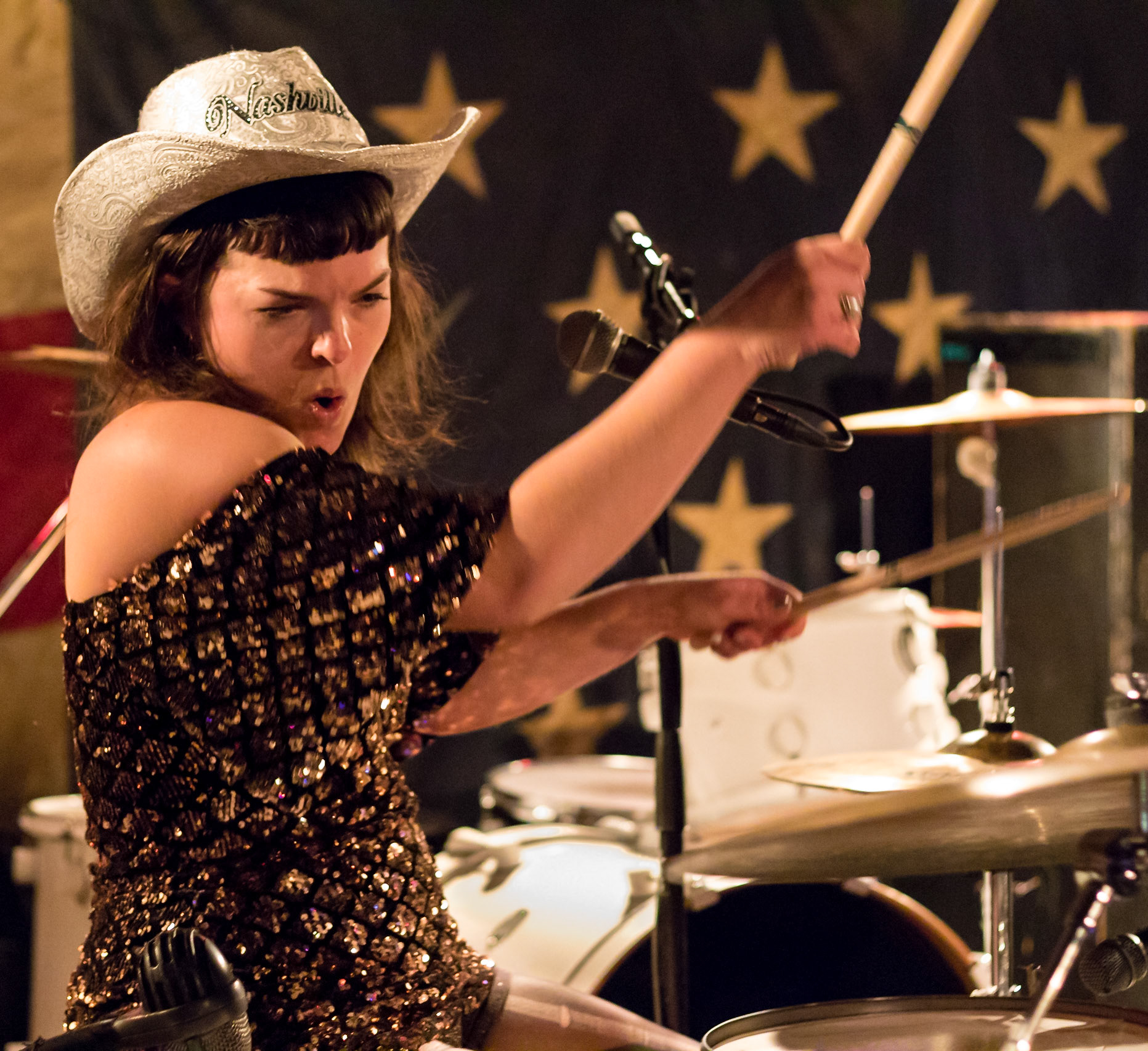 Eleot Reich of VOLK performs live at The Nick, Jan. 14, 2019.