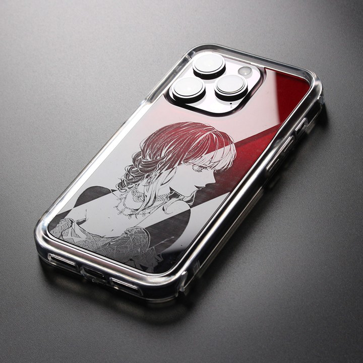 Product photos provided by Moxbii