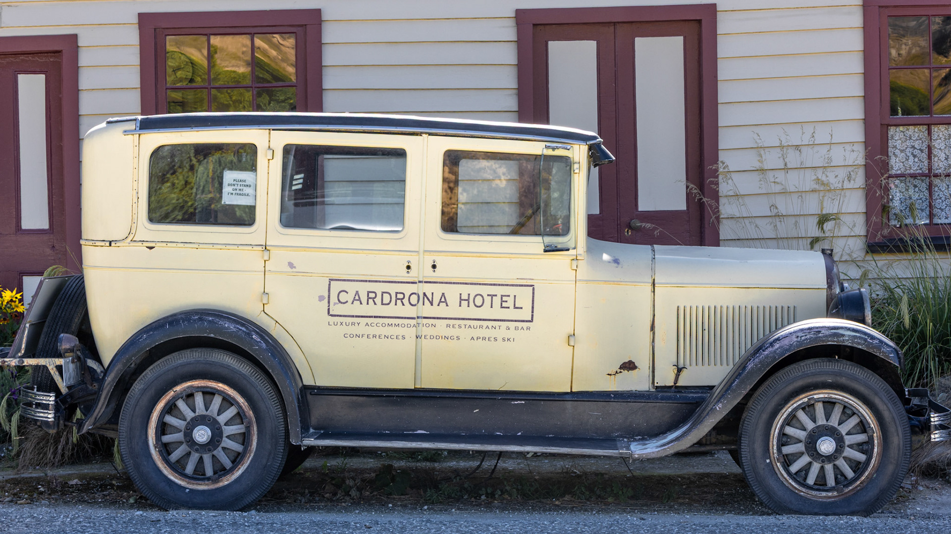 Jallopy, Cardrona Hotel