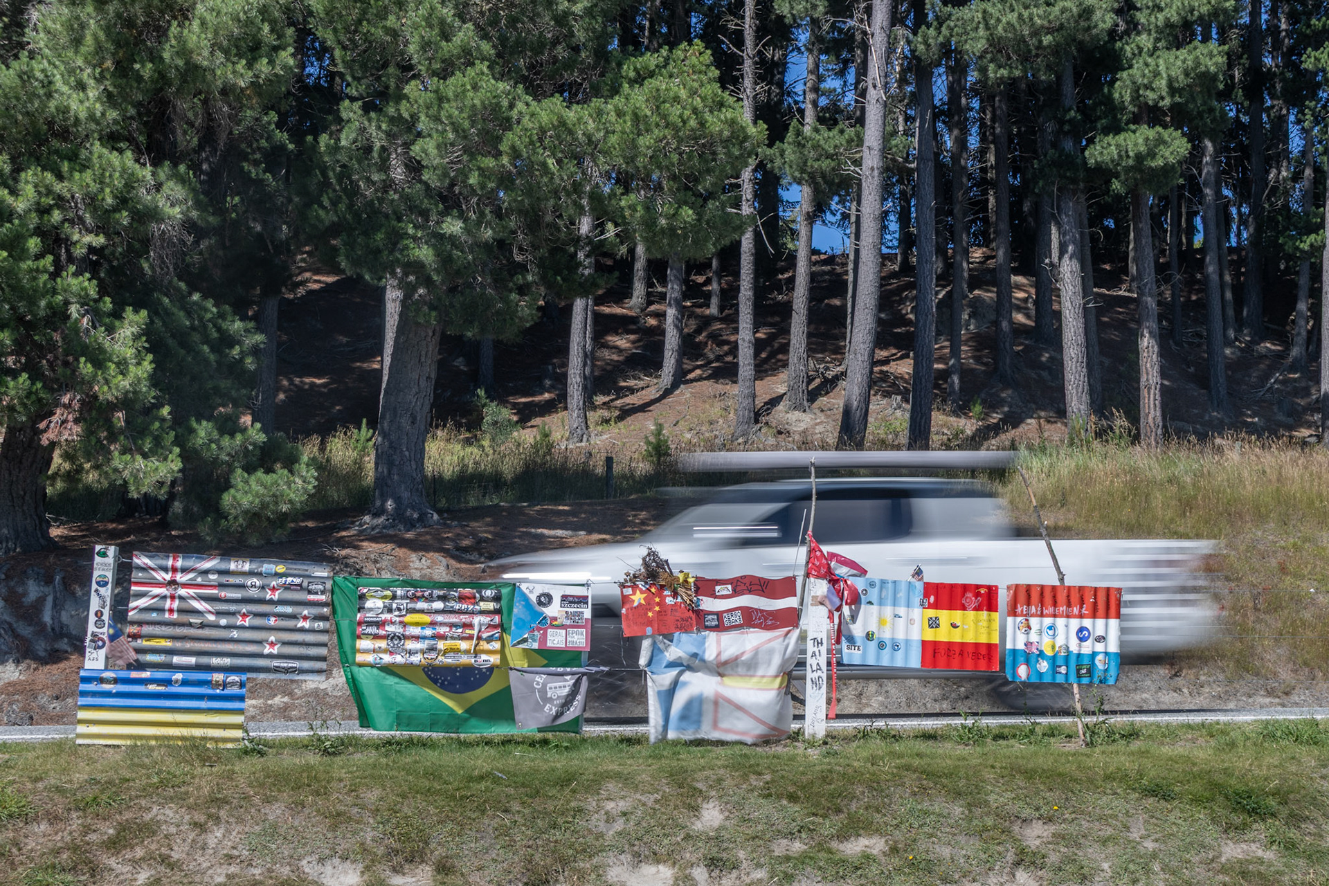 Corrugated iron flags, Crown Range