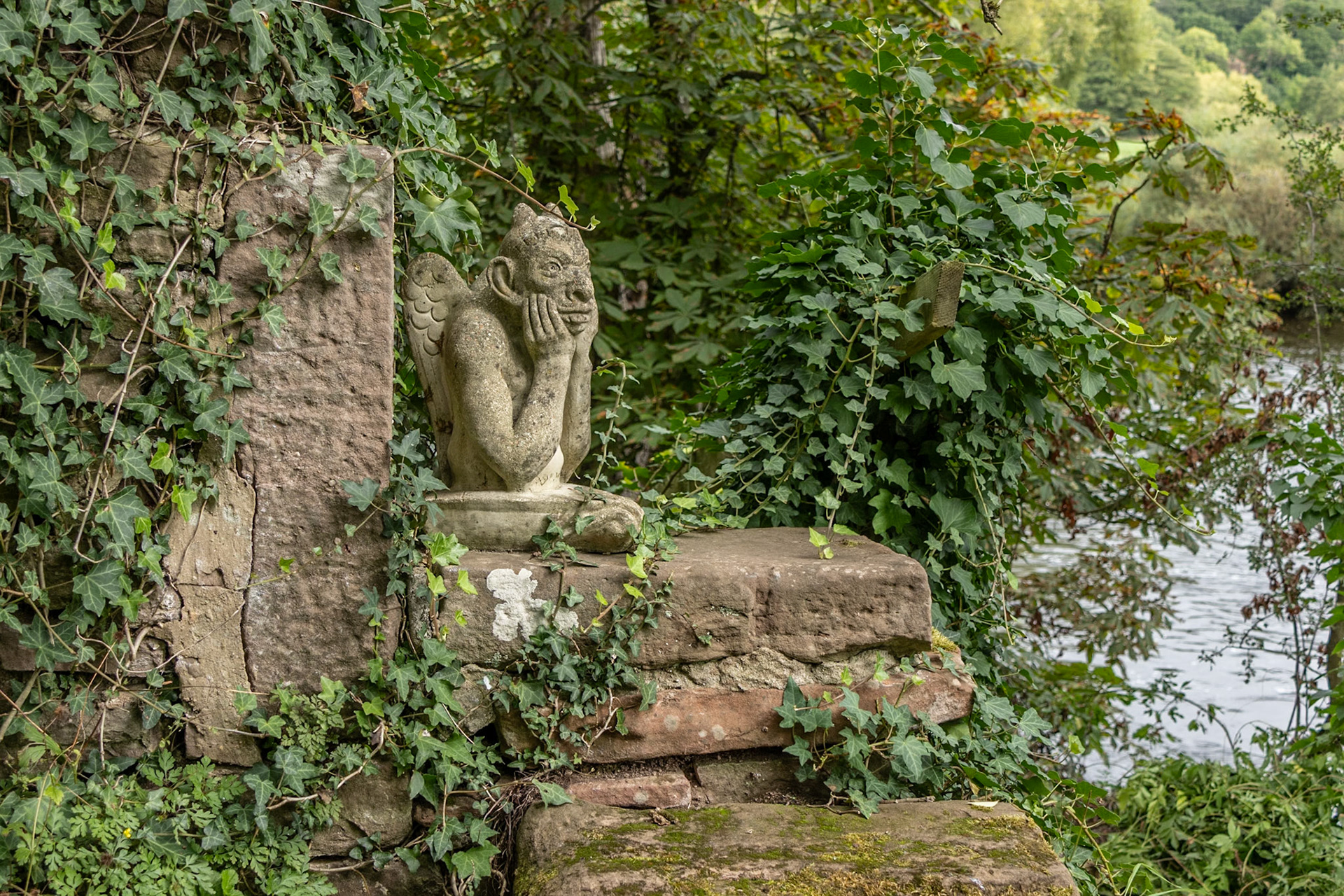 Statue by Wye River