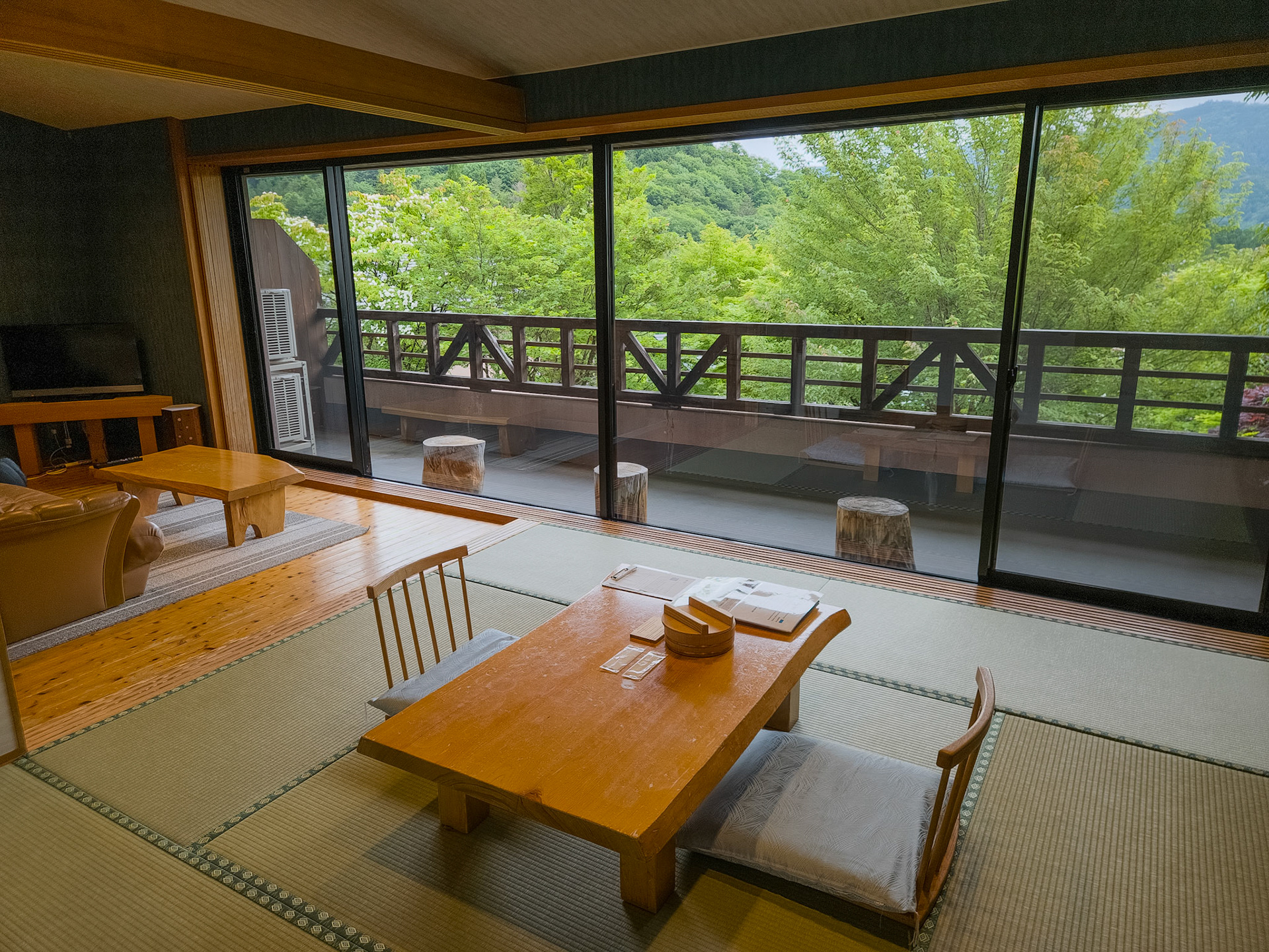 Fuki-no-Mori Hotel with view of mountains