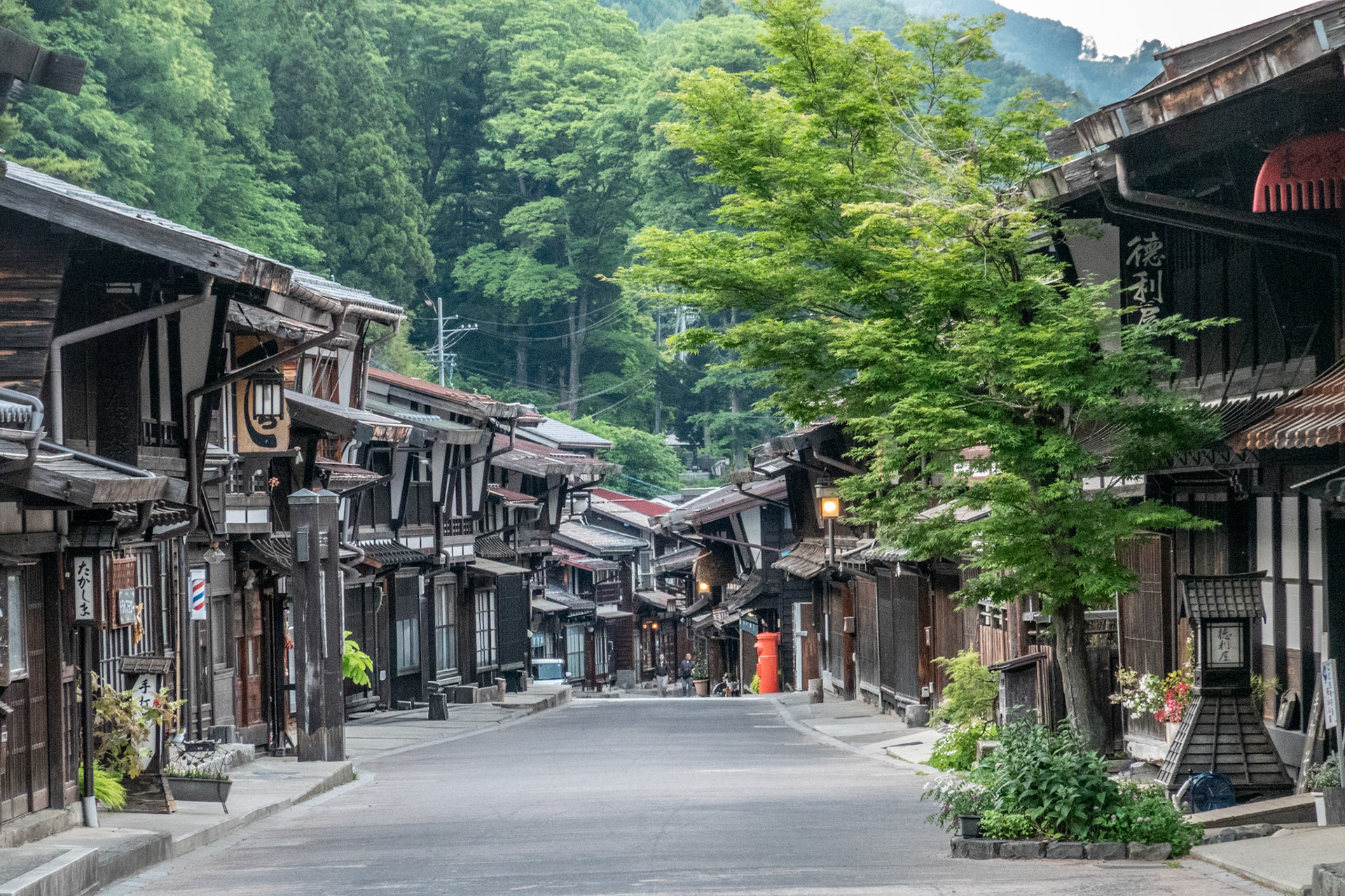 Narai main drag