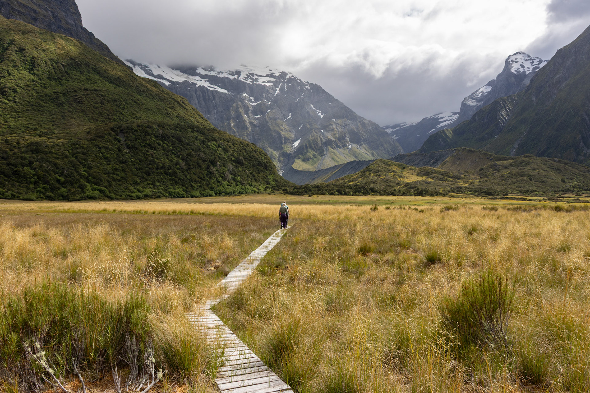 Boardwalk toward Lake Lucidus
