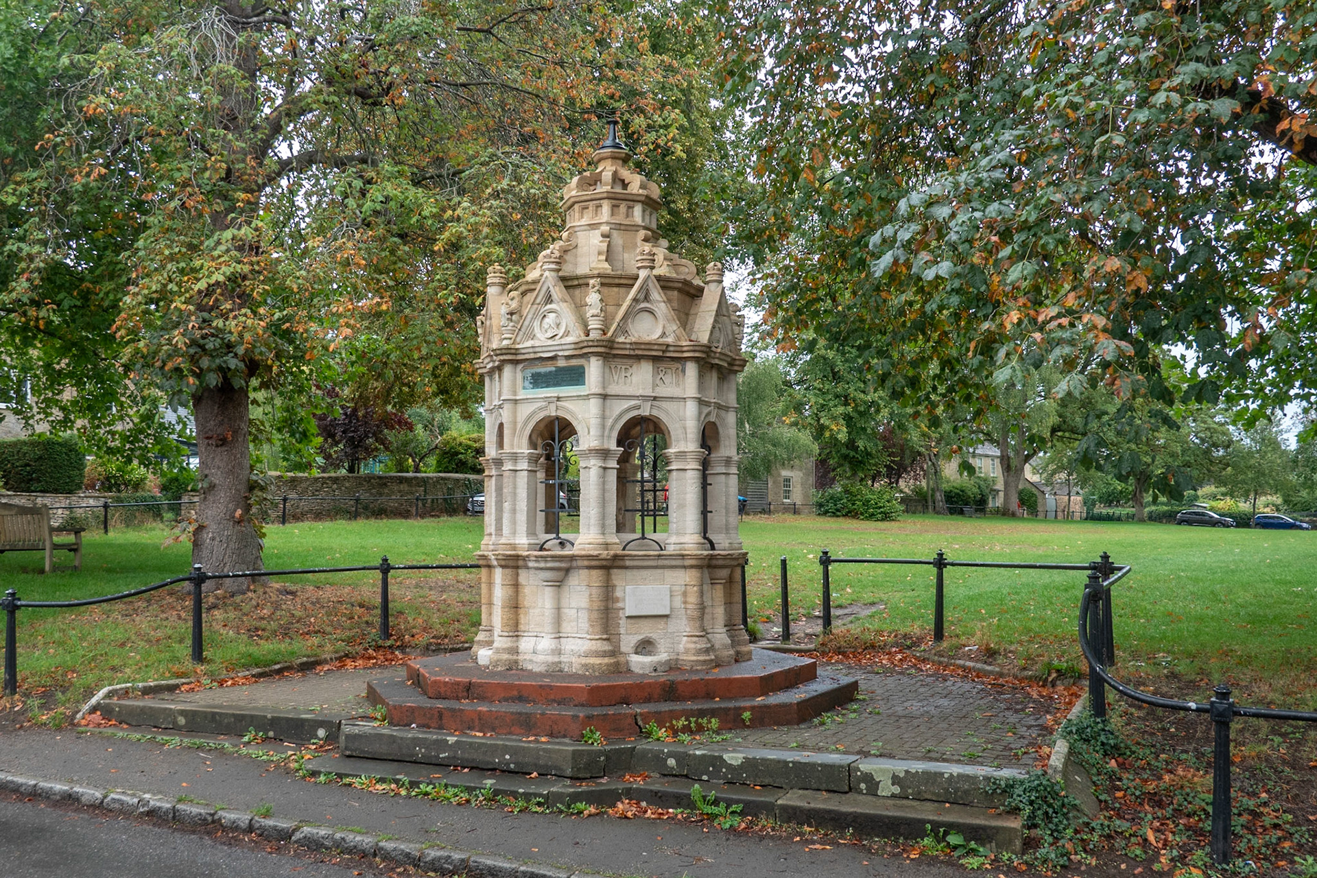 Victoria Fountain, Charlbury