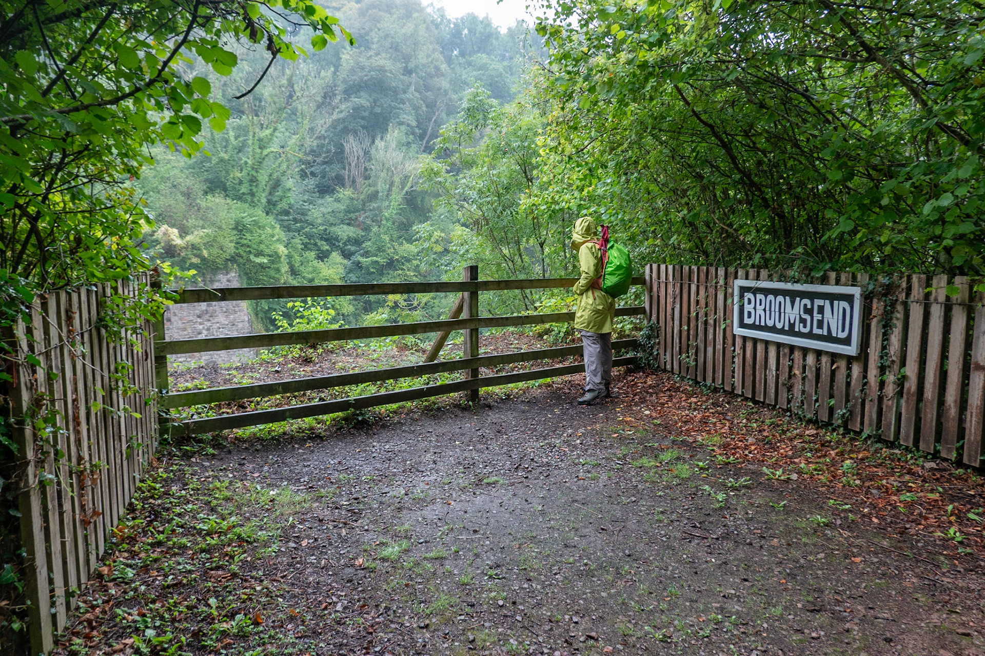 Defunct railway bridge, near Tintern